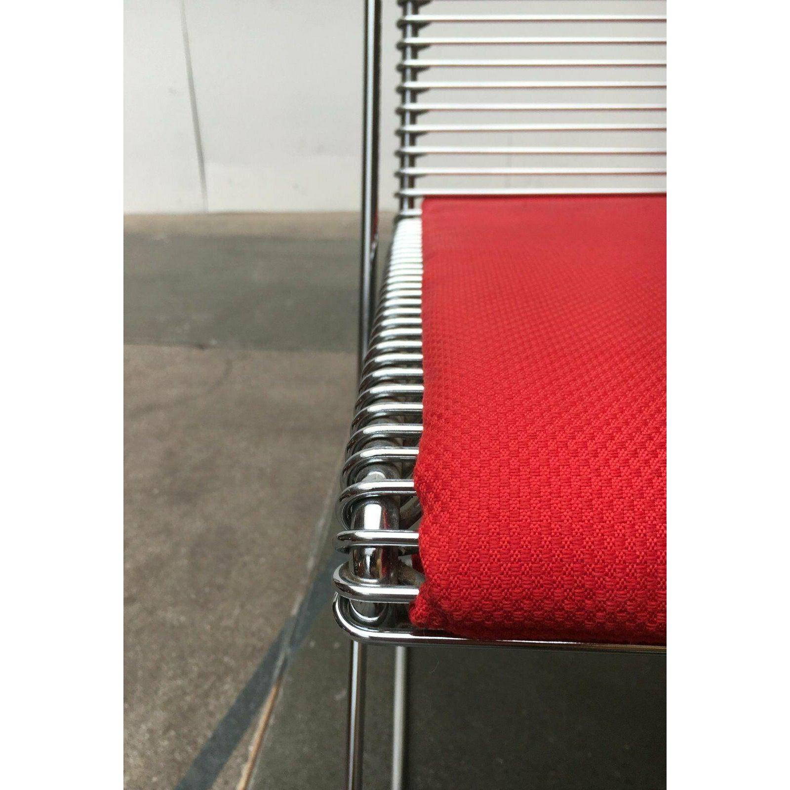 20ième siècle Ensemble de 4 chaises Kreuzschwinger rouges postmodernes de Till Behrens, 1980 en vente