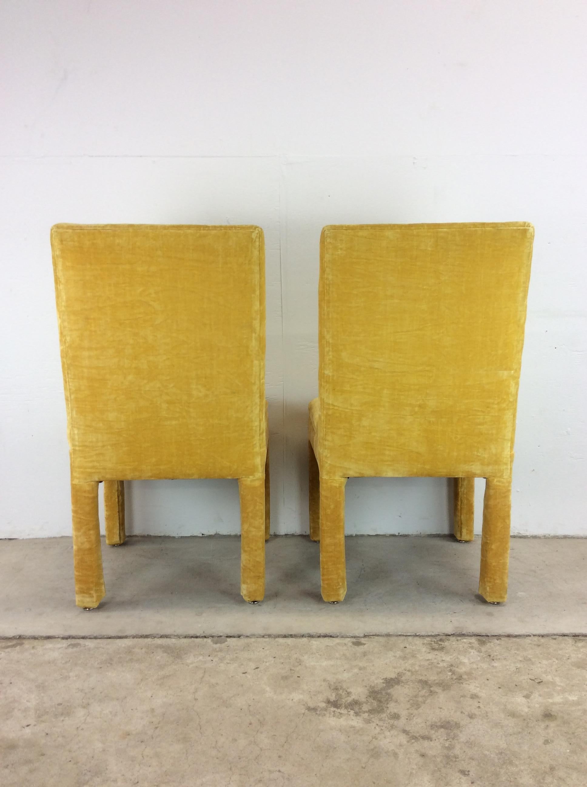 Ensemble de 4 chaises de salle à manger postmodernes de style Parson en jaune en vente 13