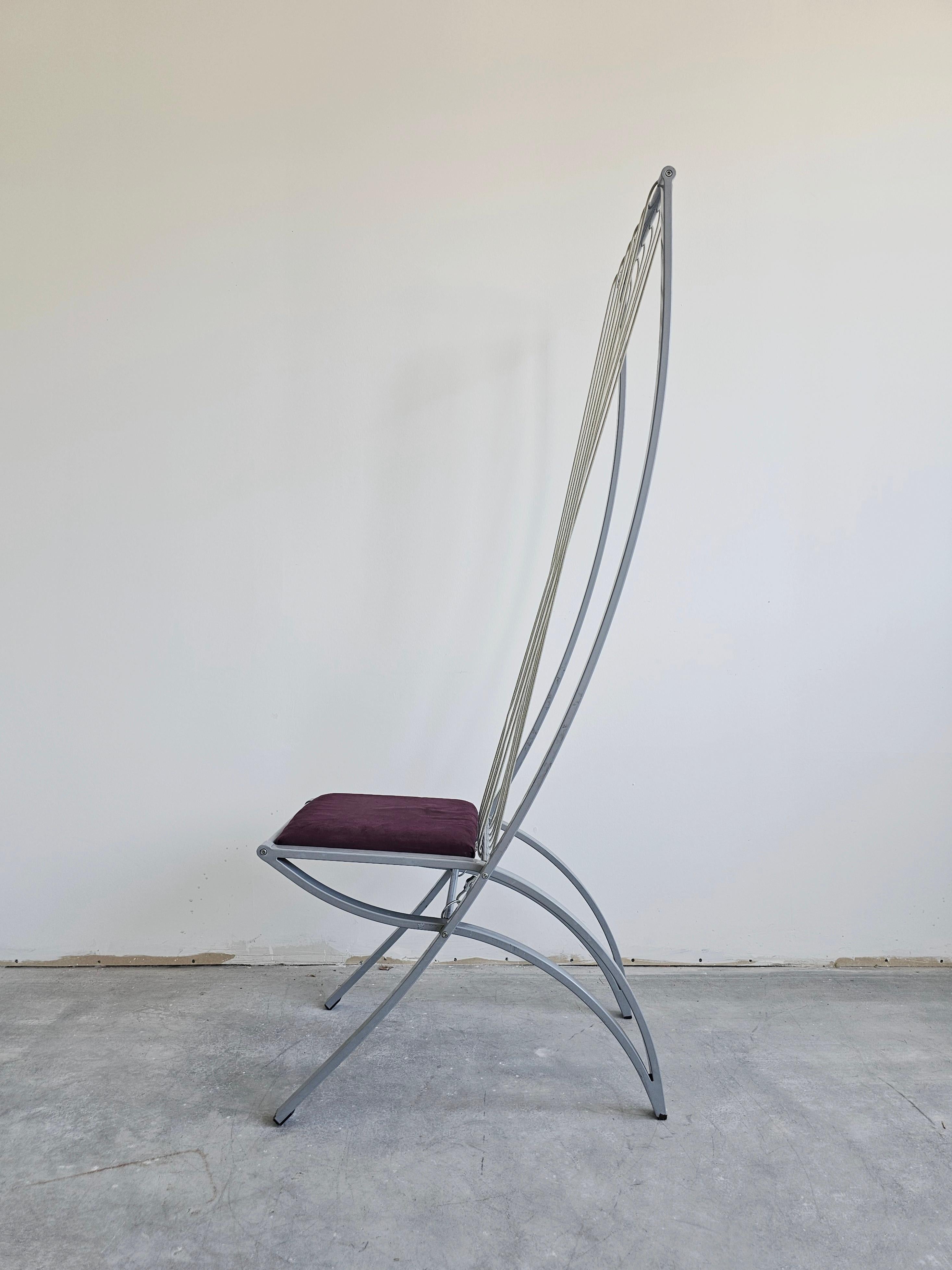 Ensemble de 4 chaises de salle à manger sculpturales postmodernes Harp conçues par Dietrich Design en vente 4