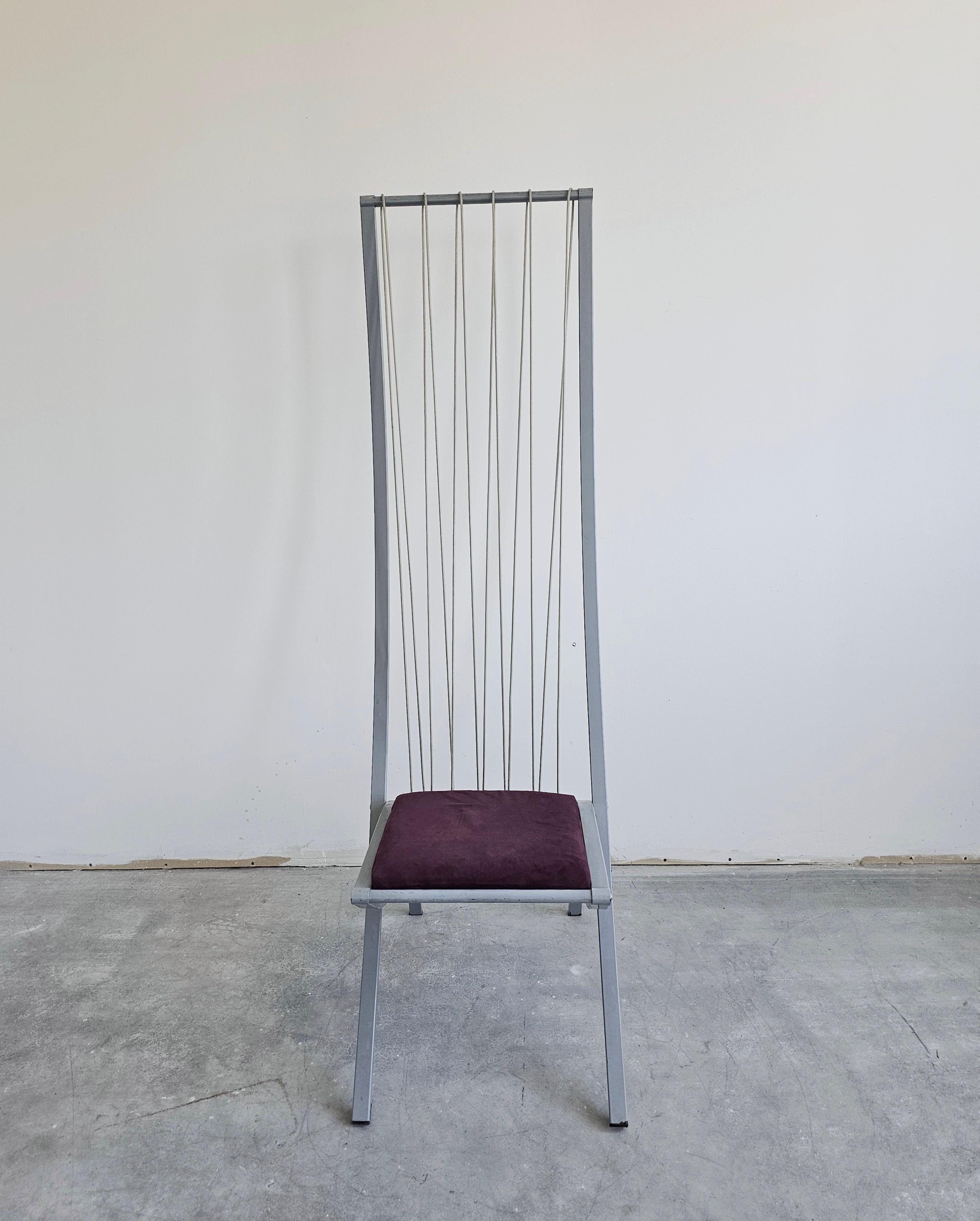 Ensemble de 4 chaises de salle à manger sculpturales postmodernes Harp conçues par Dietrich Design en vente 6
