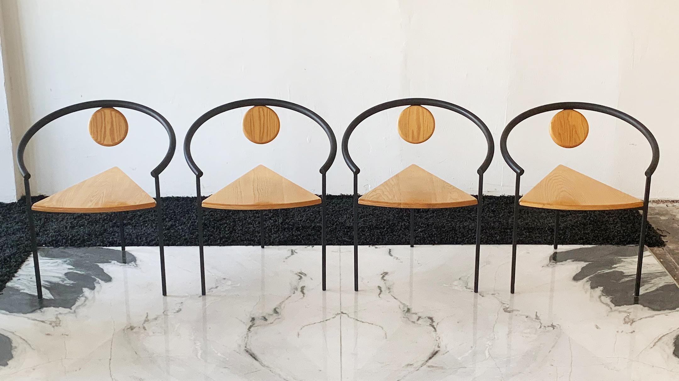 Post-Modern Set of 4 Postmodern Three-Legged Dining Chairs 