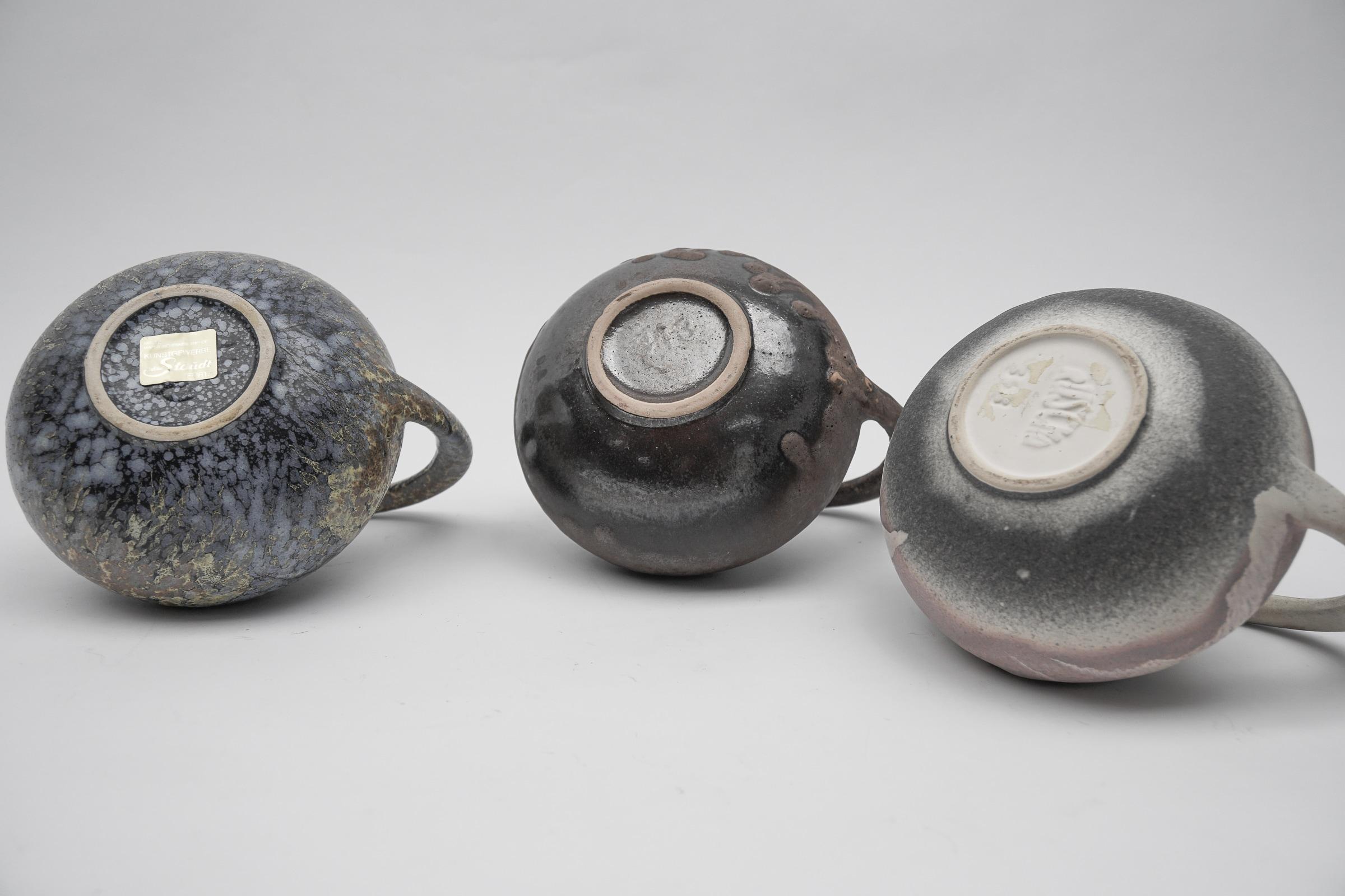 Ensemble de 3 vases en poterie 