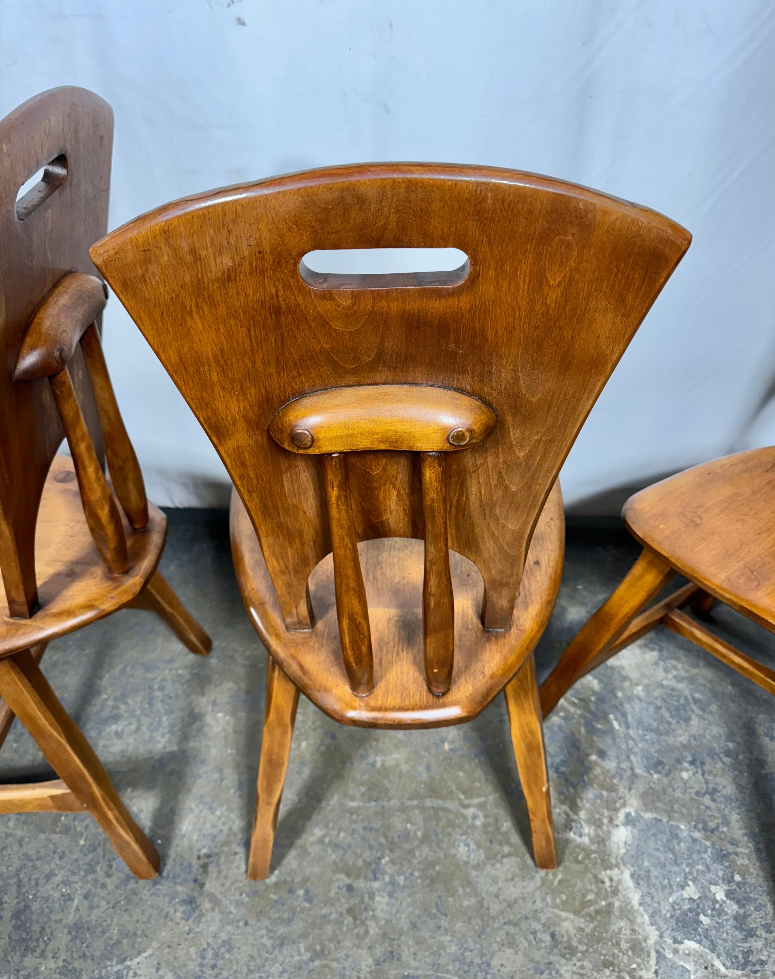 Set of 4 Rustic Rustic Dining Chairs in Hard Rock Maple Circa 1950s SIKES For Sale 1