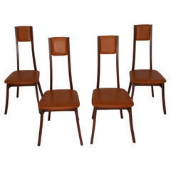 Sillas auxiliares de madera