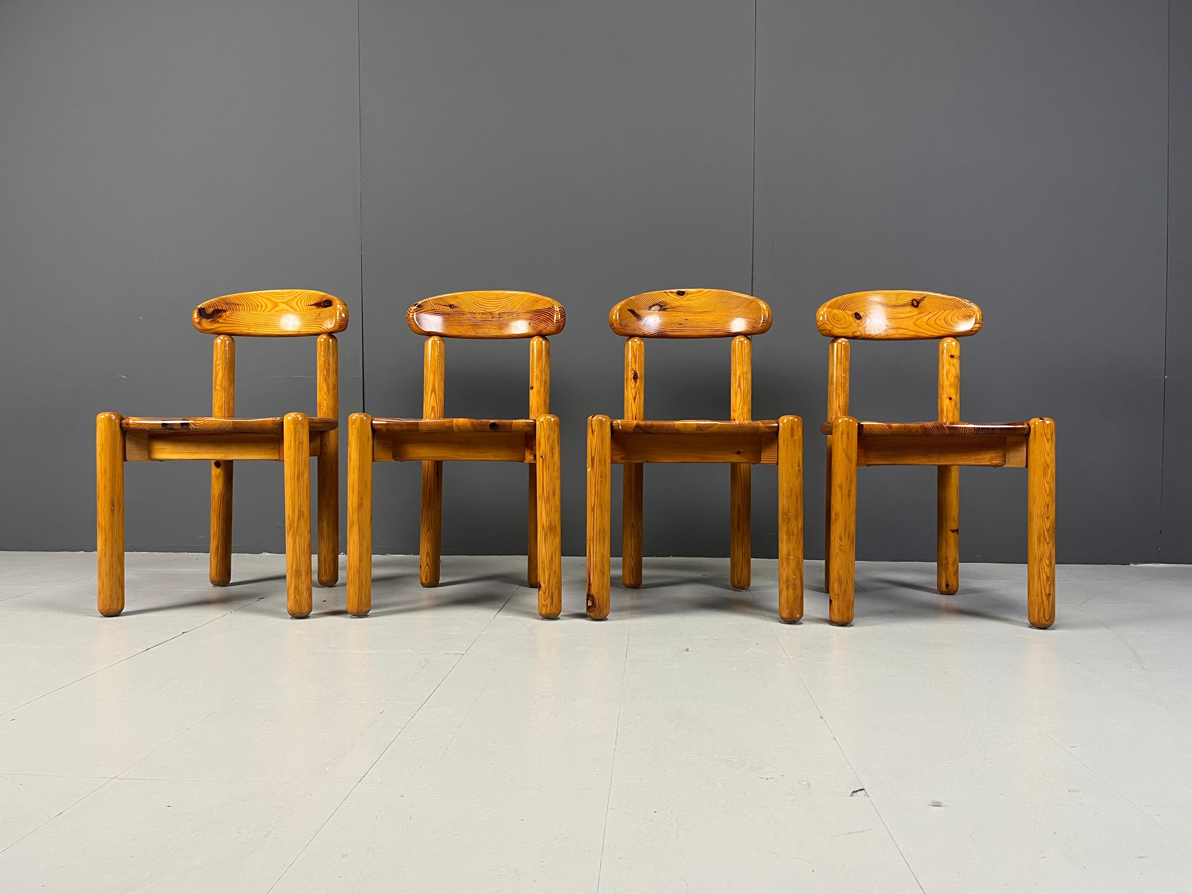 Scandinavian Modern Set of 4 Rainer Daumiller dining chairs, 1980s