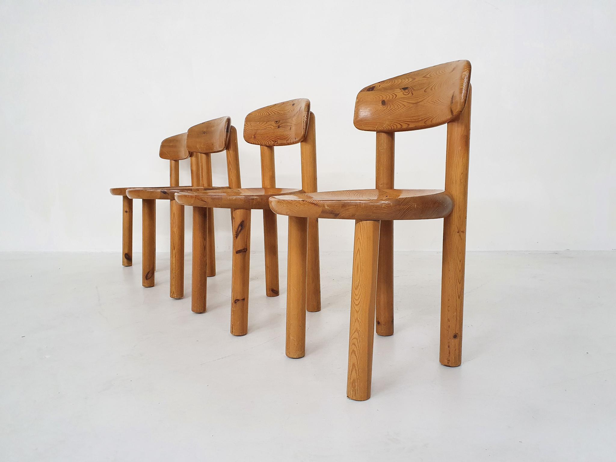 Scandinavian Modern Set of 4 Rainer Daumiller for Hirtshals Savvaerk Pinewood Dining Chairs, Denmark