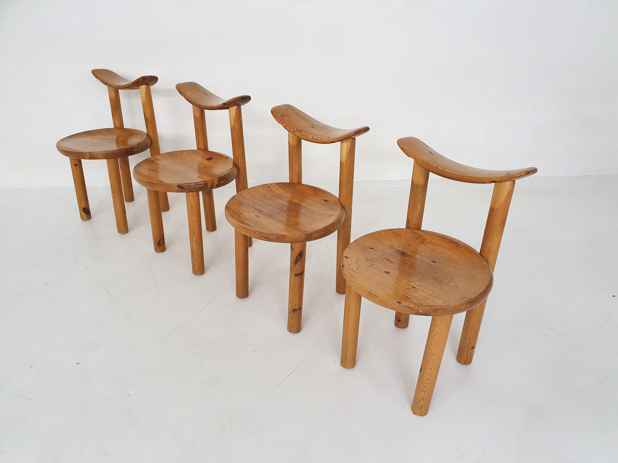 Set of 4 Rainer Daumiller for Hirtshals Savvaerk Pinewood Dining Chairs, Denmark 1