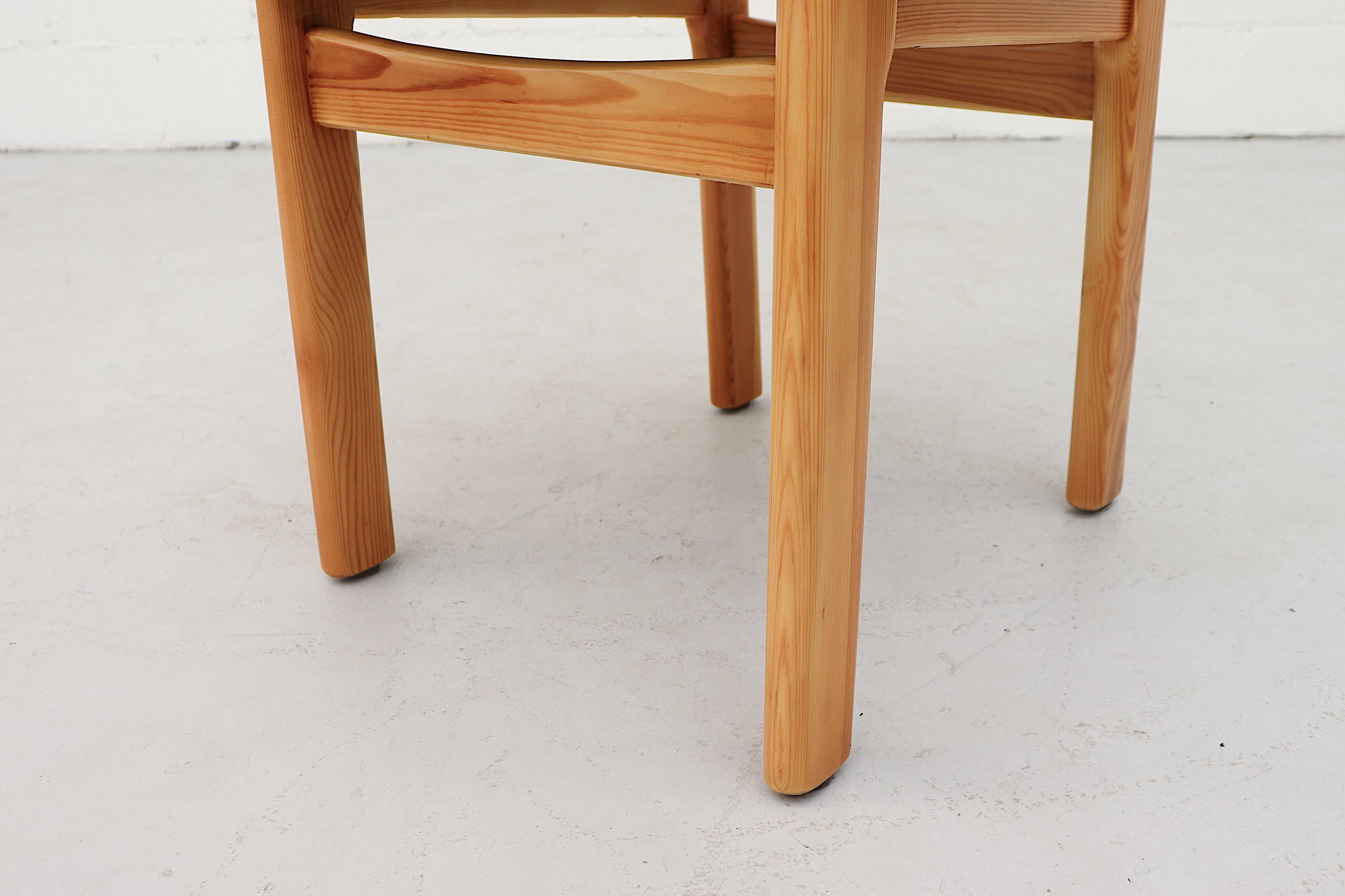 4 Stühle aus Kiefernholz im Rainer Daumiller-Stil 4