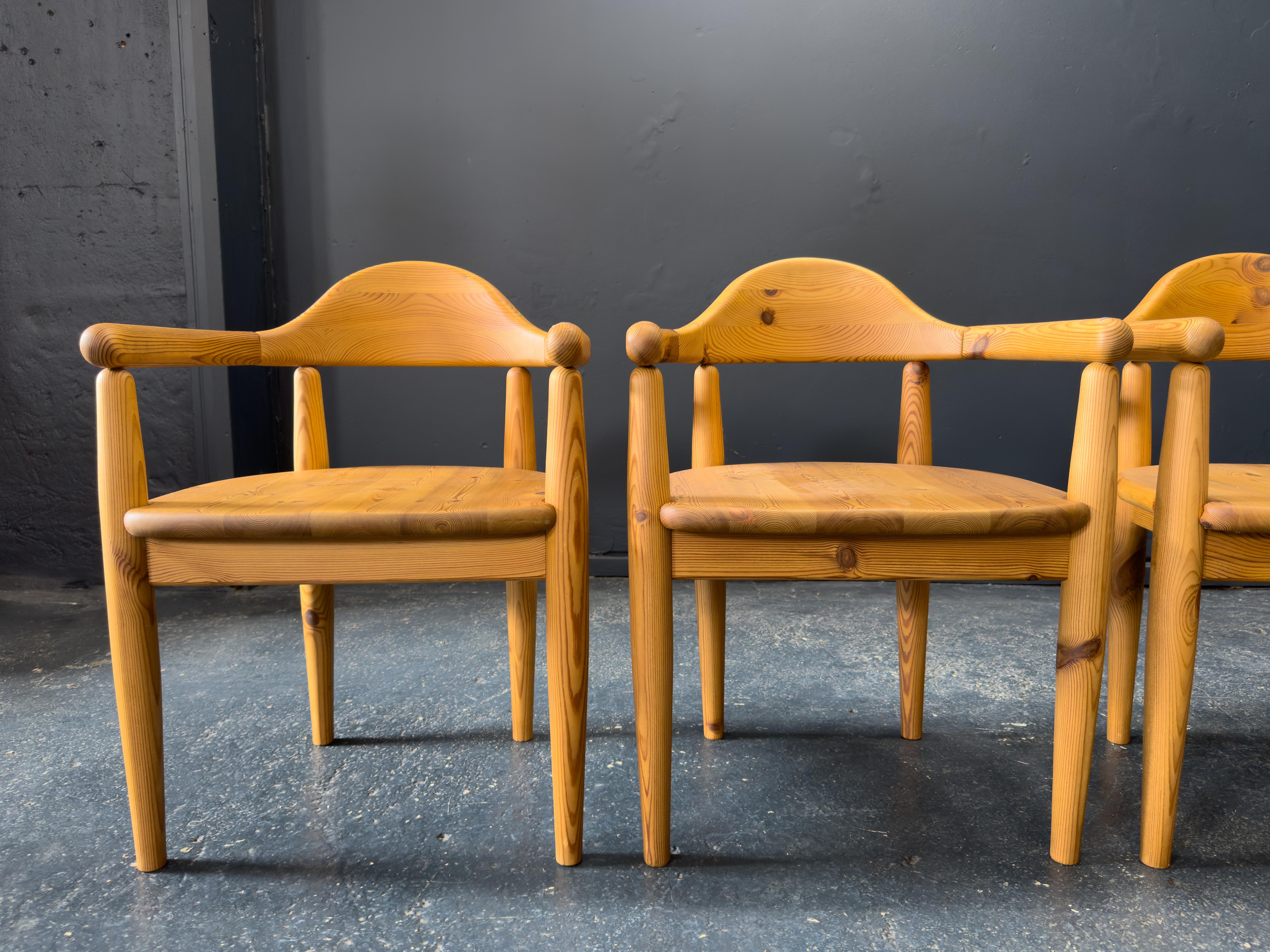 Ensemble de 4 chaises de salle à manger Rainer Daumiller en pin massif en vente 1