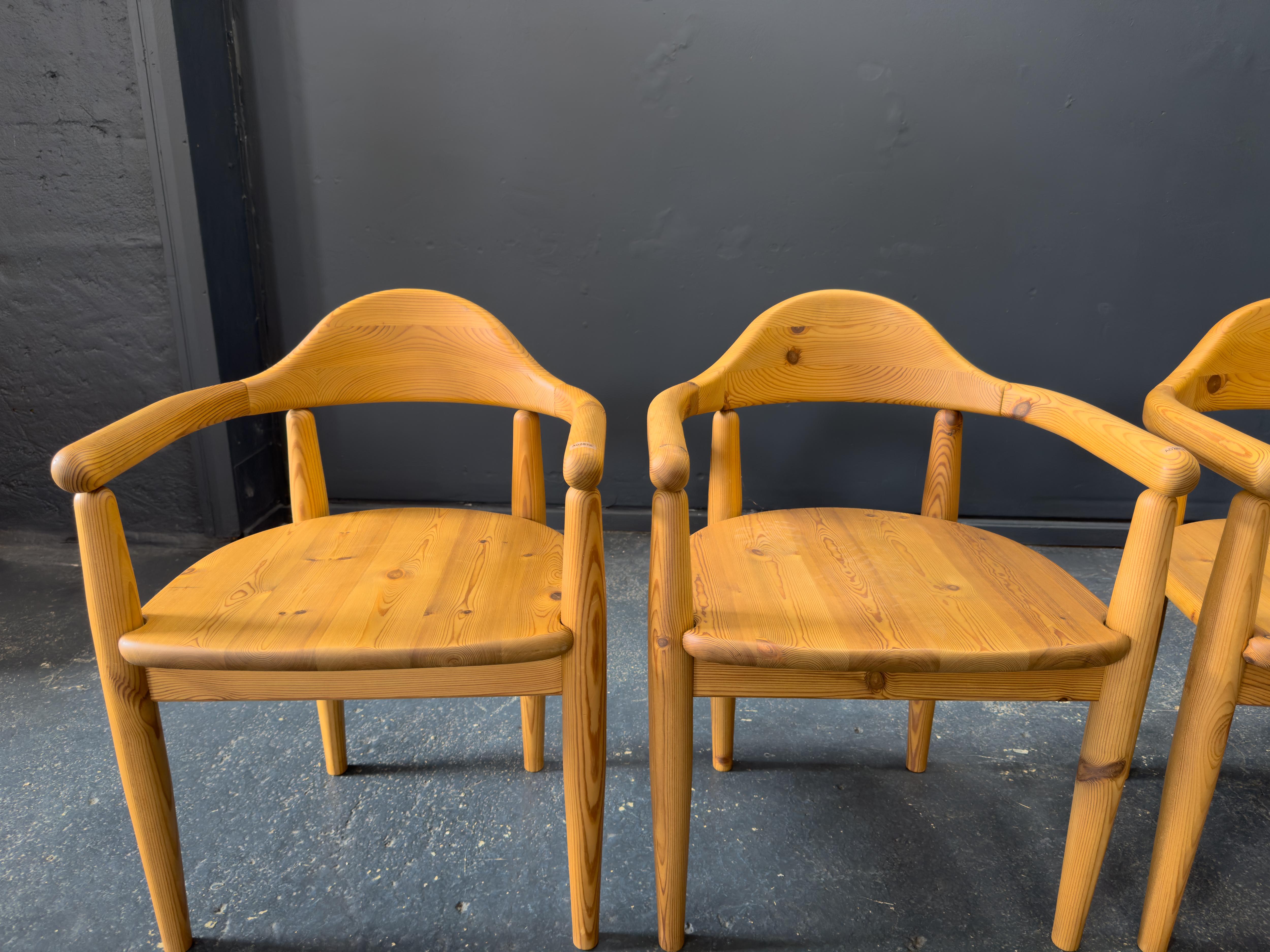 Ensemble de 4 chaises de salle à manger Rainer Daumiller en pin massif en vente 2