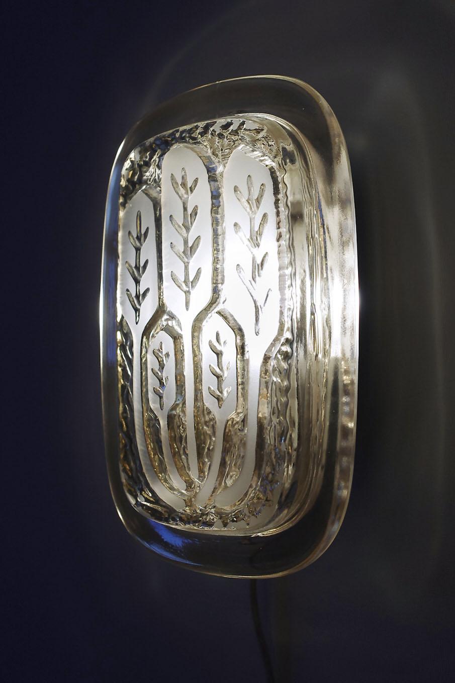 Set von 4 seltenen und dekorativen deutschen Vintage-Wandleuchtern aus Glas im Vintage-Stil im Zustand „Gut“ im Angebot in Berlin, DE