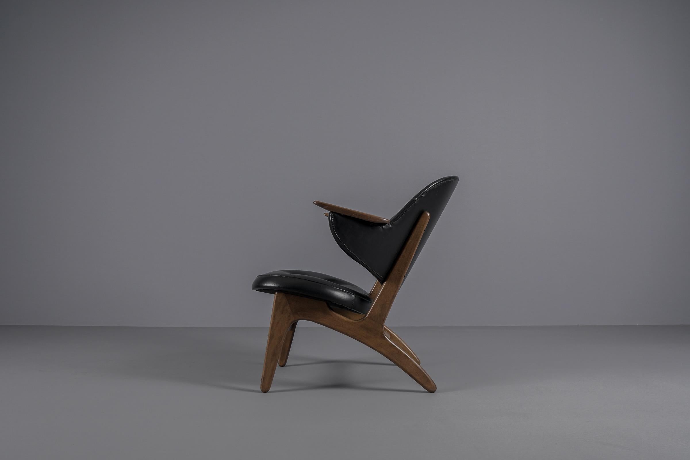 Set of 4 Rare Model 33 Danish Easy Chairs Designed by Carl Edward Matthes, 1950s 4
