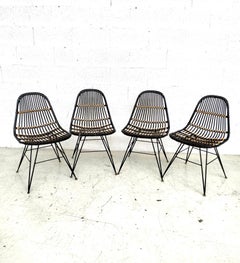 Set of 4 rattan and metal chairs 60s style design