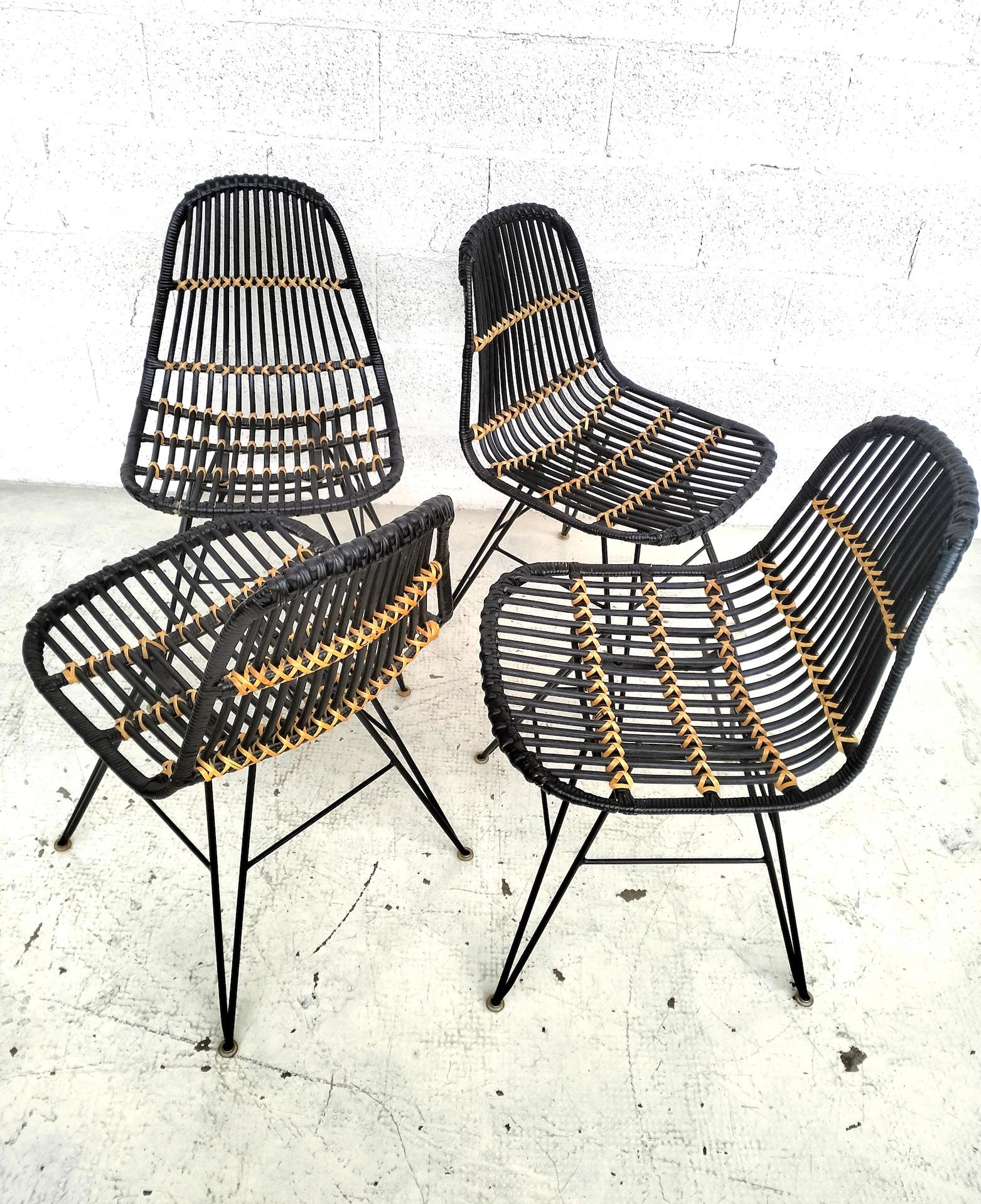 Set di 4 sedie in rattan e metallo dal design anni '60 In condizioni buone in vendita a Padova, IT