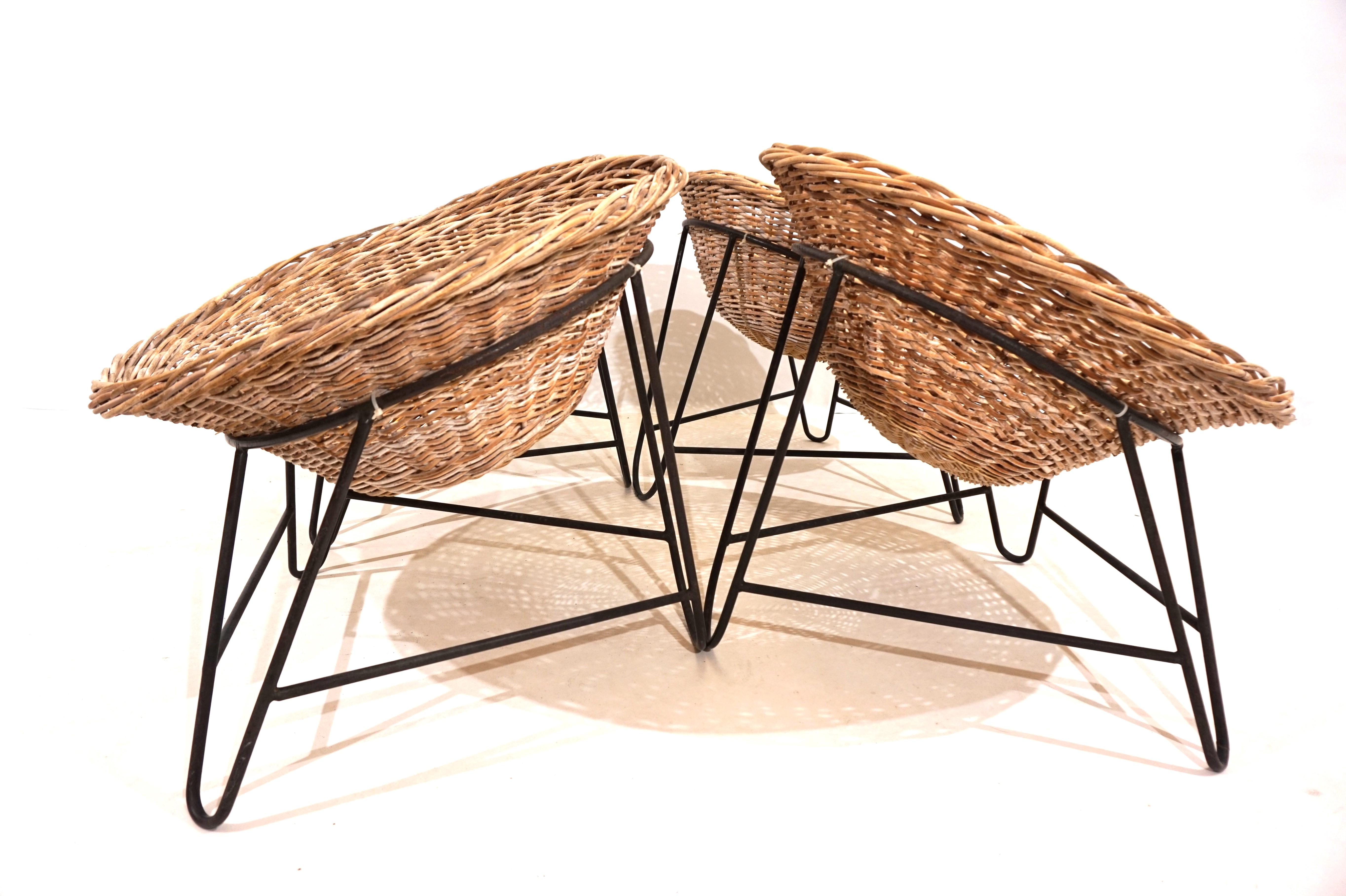 Milieu du XXe siècle Ensemble de 4 chaises pods en rotin 60s en vente
