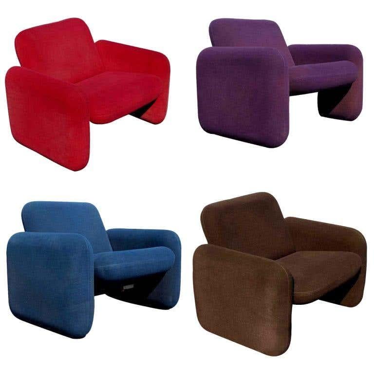 Set of 4 Wilkes Herman Miller Chiclet Chairs 

2 Chiclet chairs restored in Faux Fur
2 in Multi Color
