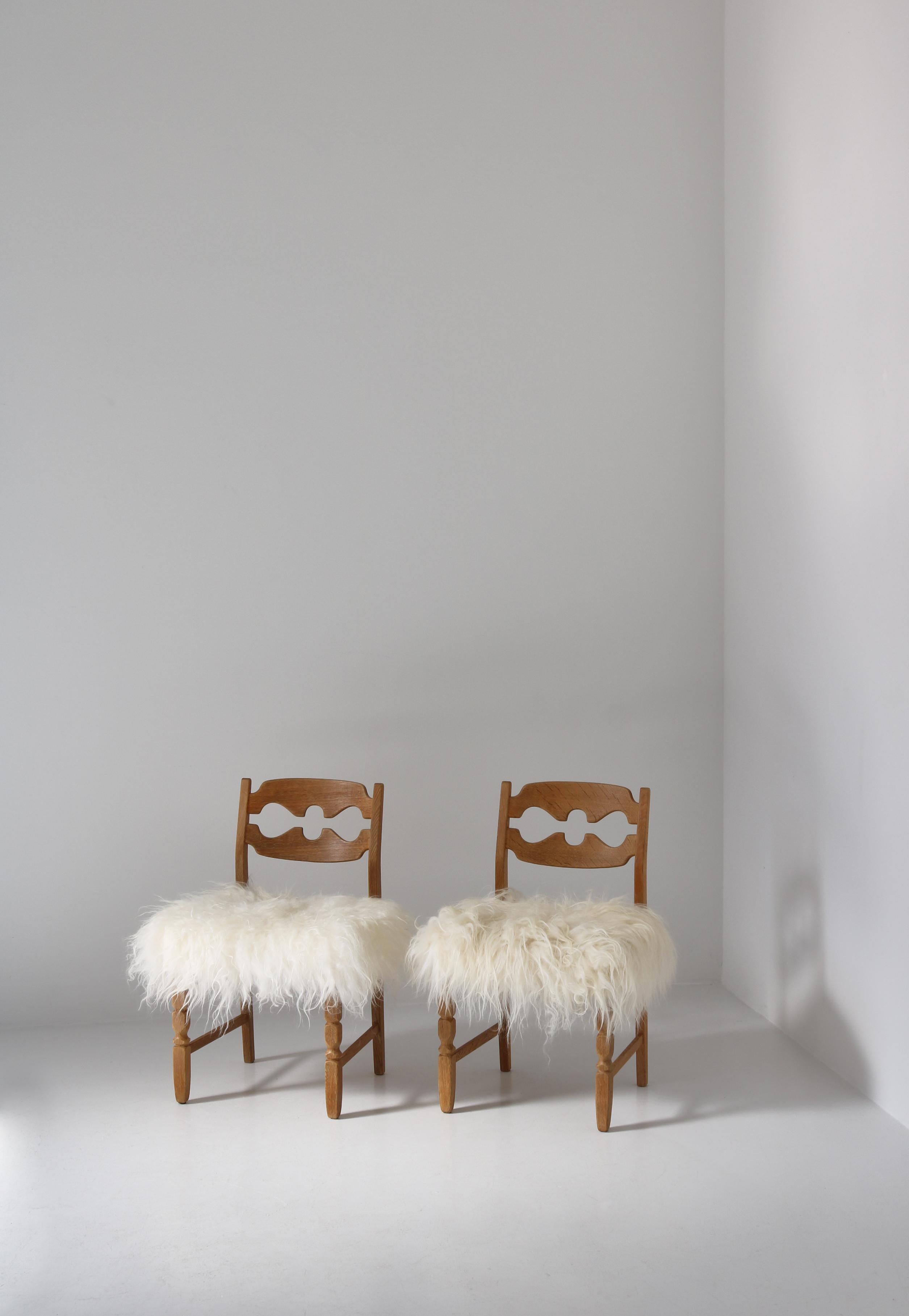 Set of 4 Razor Blade Dining Chairs in Oak & Sheepskin by Henry Kjærnulf, Denmark For Sale 6