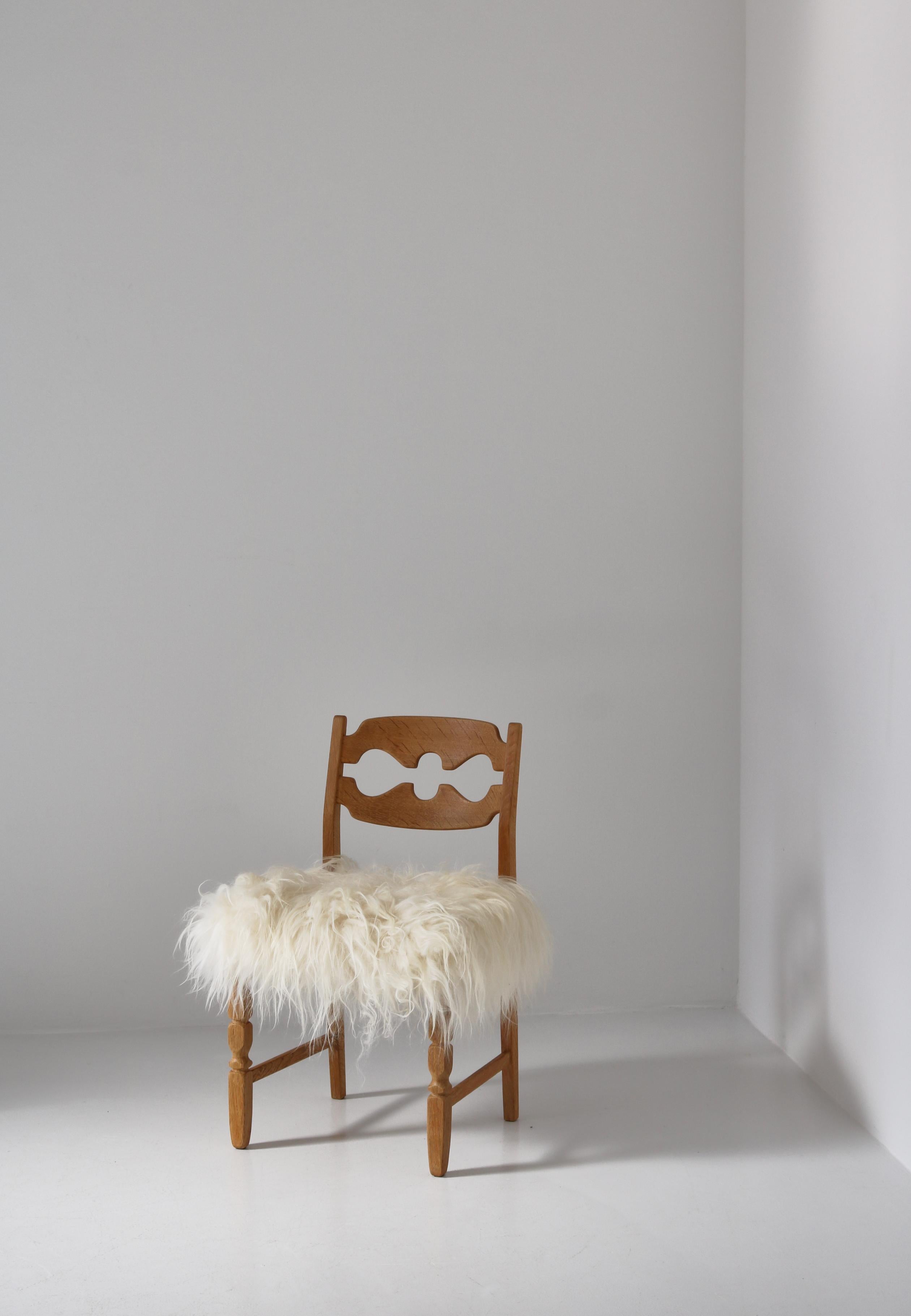 Set of 4 Razor Blade Dining Chairs in Oak & Sheepskin by Henry Kjærnulf, Denmark For Sale 8