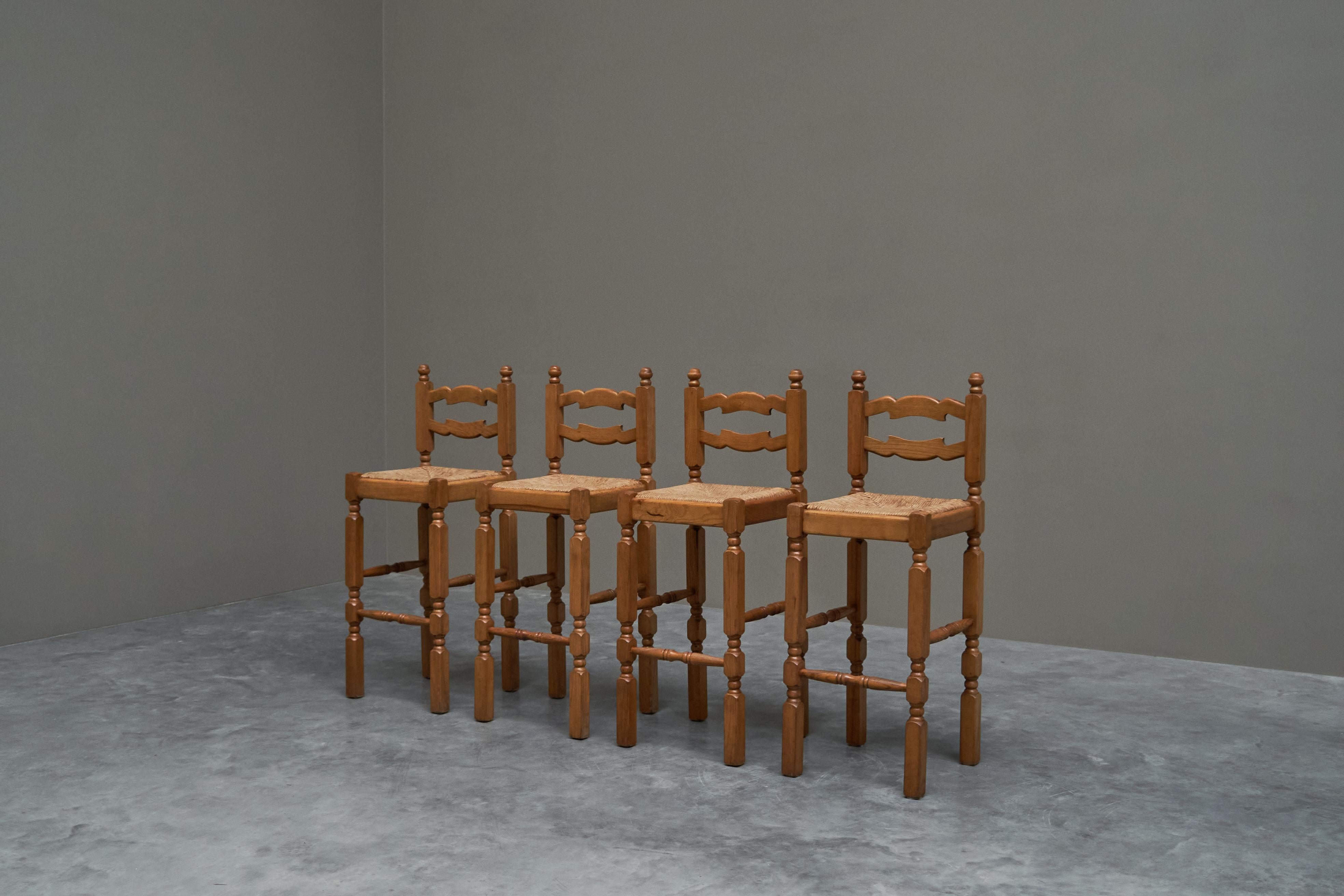 Set of 4 Razorblade Bar Stools in Solid Oak and Rush 1960s For Sale 4