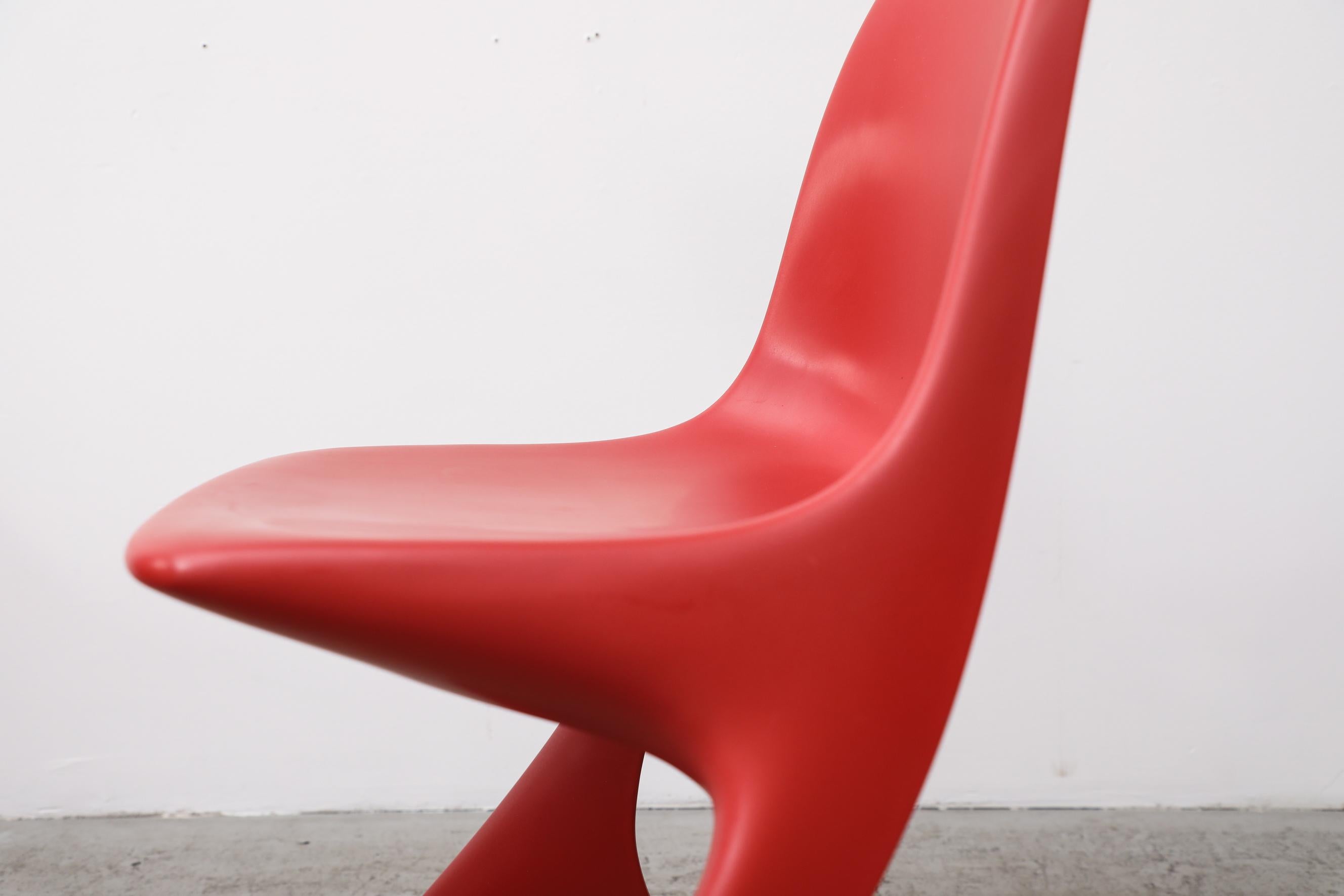 Satz von 4 Stapelbaren roten Casalino-Stühlen in Kindergröße von Alexander Begge, Space Age im Angebot 6