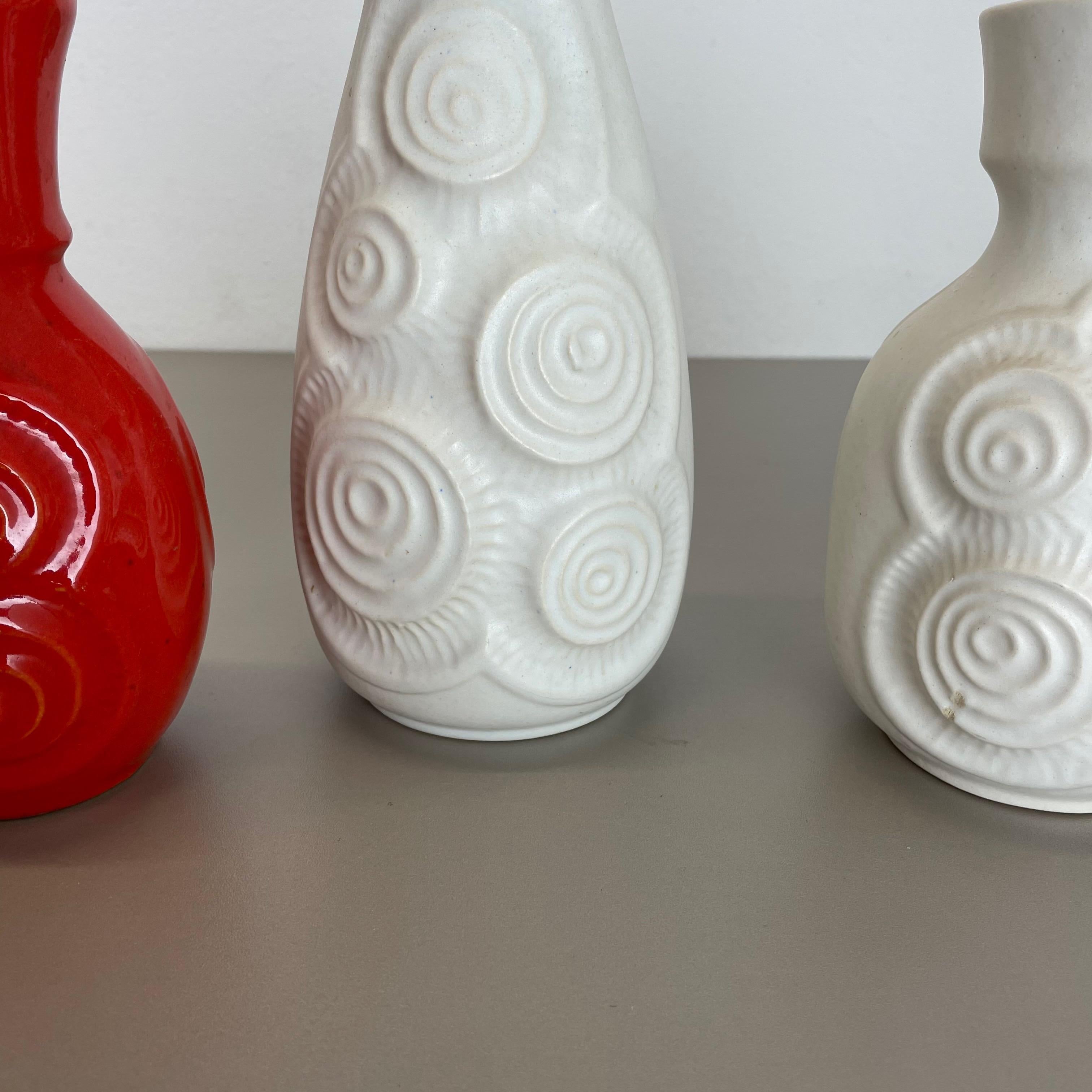 Set of 4 Red-White Fat Lava Op Art Pottery Vases by Bay Ceramics, Germany For Sale 5