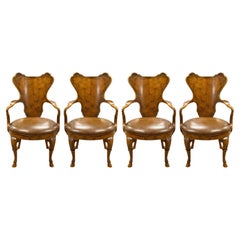 Ensemble de 4 fauteuils en noyer de style géorgien anglais reproduits par Century Furniture