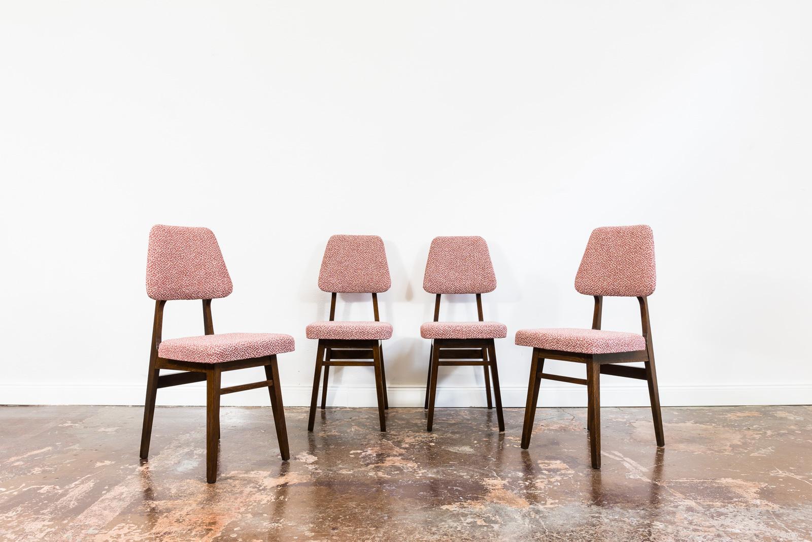 Set of 4 restored vintage oak wood dining chairs, 1960s, Poland.
This set has been completely restored.