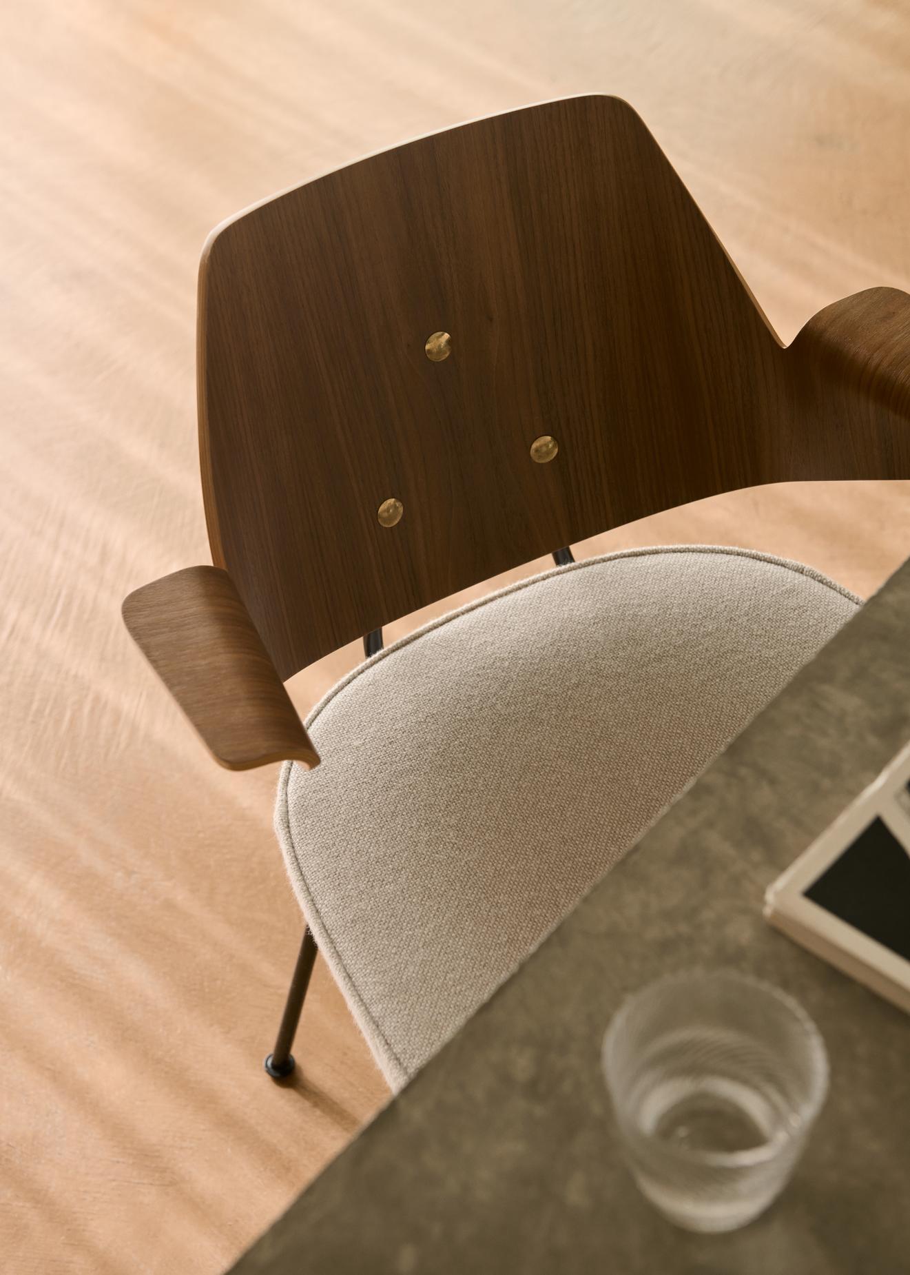 XXI secolo e contemporaneo Set di 4 poltrone RFH - Noce e Beeche - Hallingdal 103 - Robin Day per &Tradition in vendita