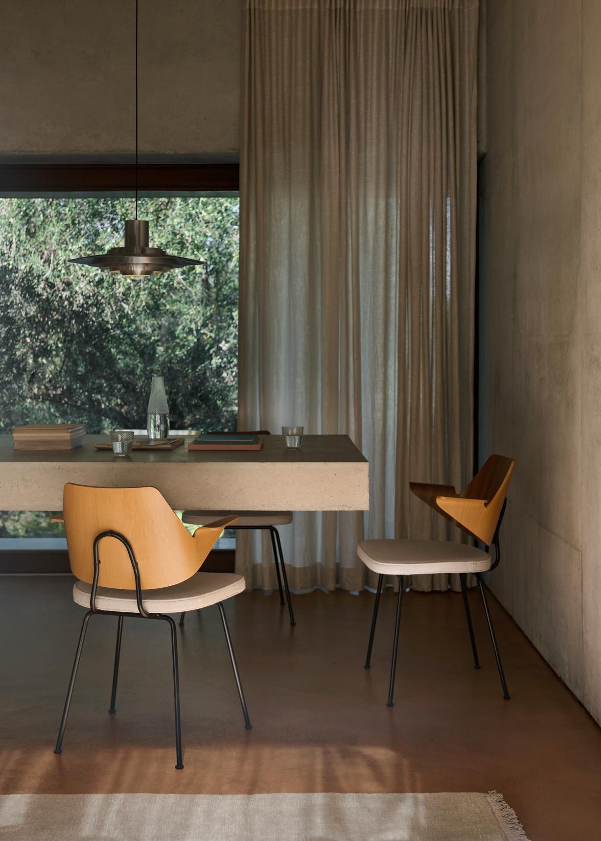 Legno Set di 4 poltrone RFH - Noce e Beeche - Hallingdal 103 - Robin Day per &Tradition in vendita