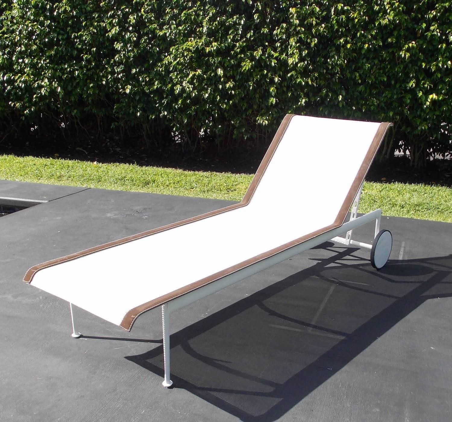 Mid-20th Century Set of 4 Richard Schultz Chaise Lounges for Knoll