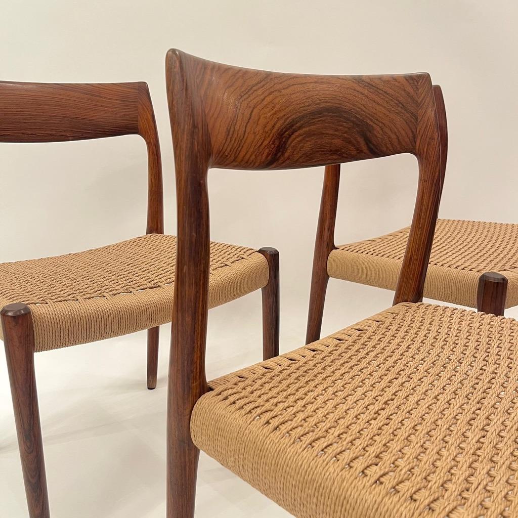 4er Set Rio Palisander & Papierkordel Stühle n°77 von Niels O. Møller,  ca. 1950s (Dänisch) im Angebot