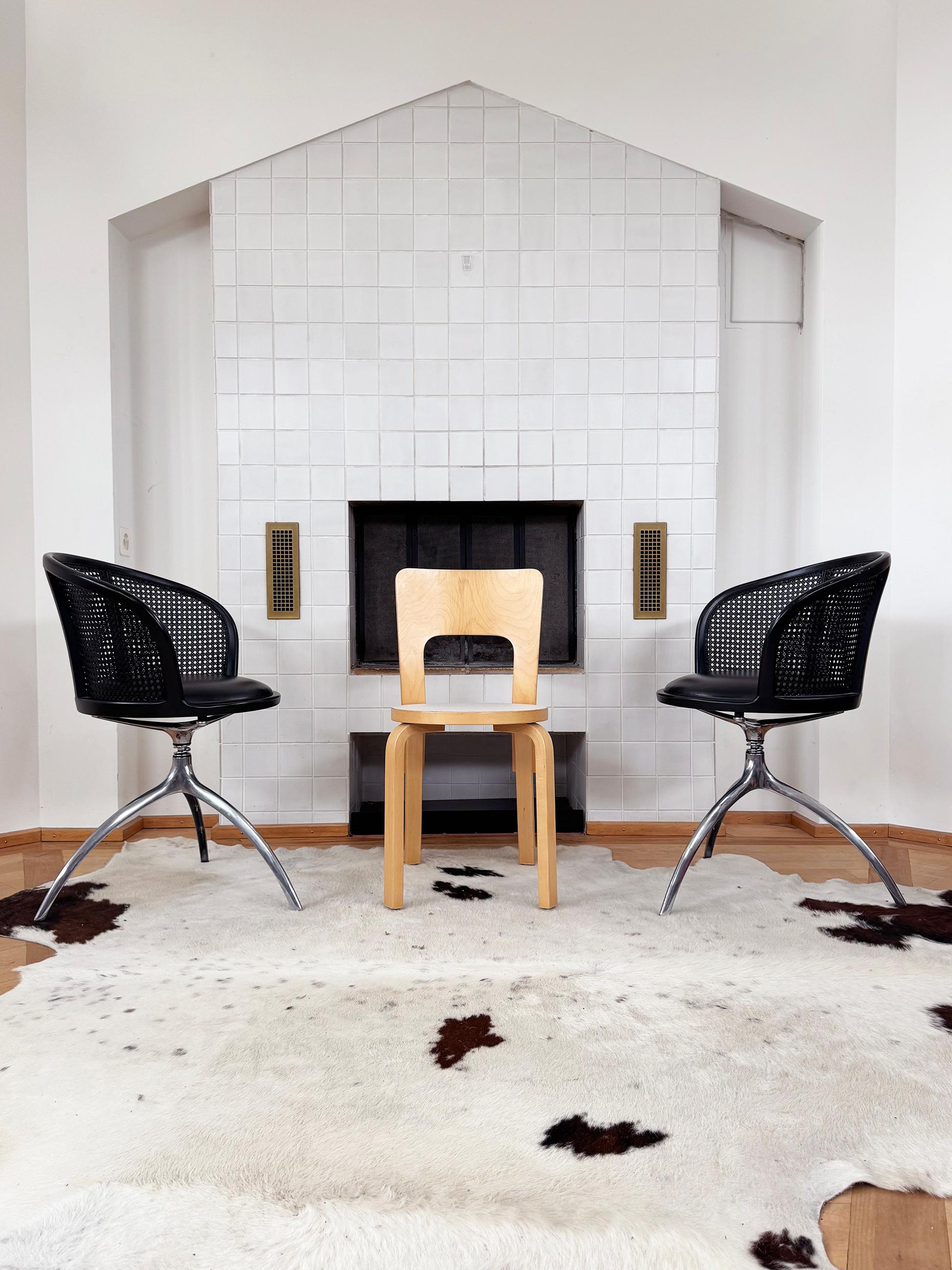 Lot de 4 chaises Rizzatto Alias 901 Young Lady, assise et canne noires, structure en aluminium en vente 5