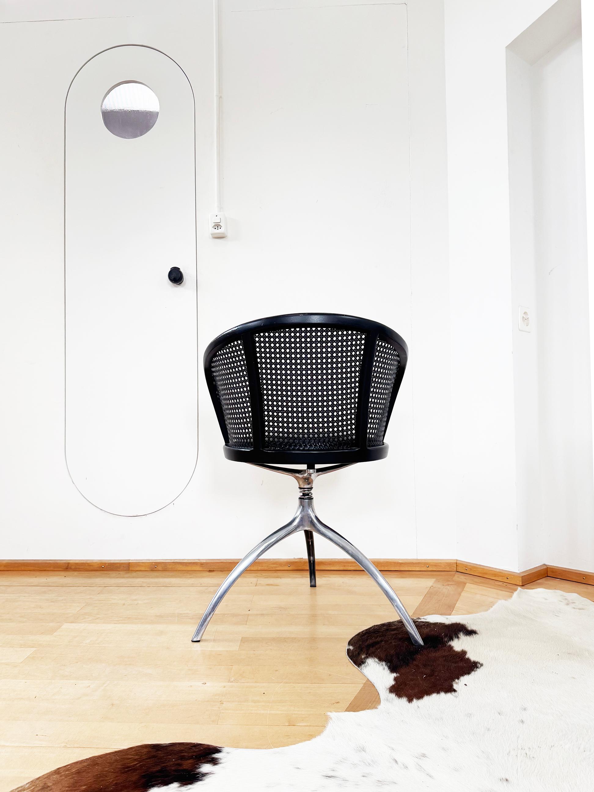 Lot de 4 chaises Rizzatto Alias 901 Young Lady, assise et canne noires, structure en aluminium en vente 11