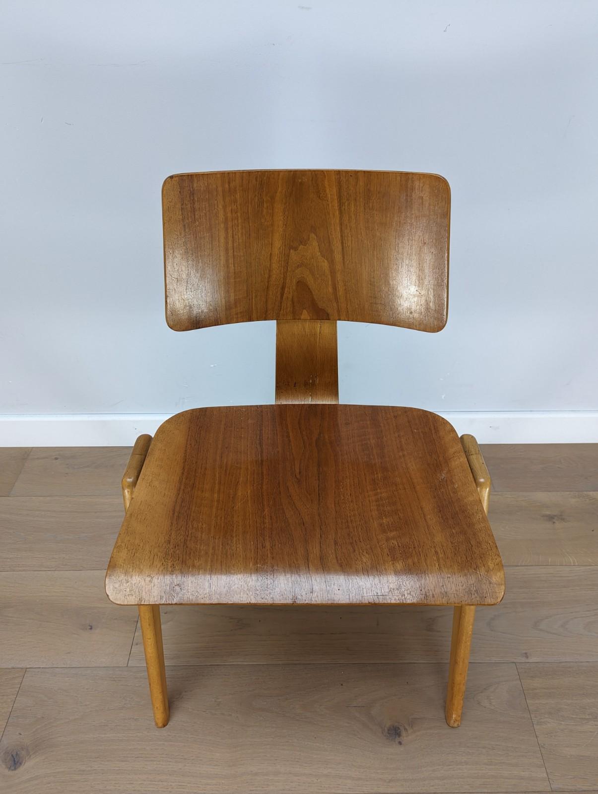Joinery Set of 4 Robin Day Hillestak Dining Chairs for Hille - 1950s