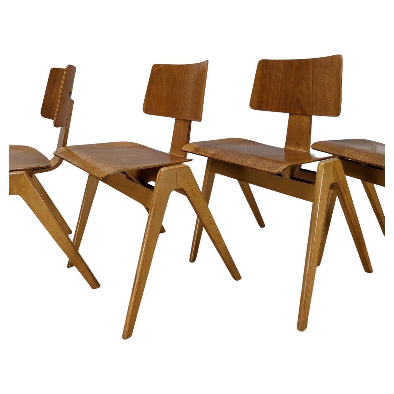 Set of 4 Robin Day Hillestak Dining Chairs for Hille - 1950s