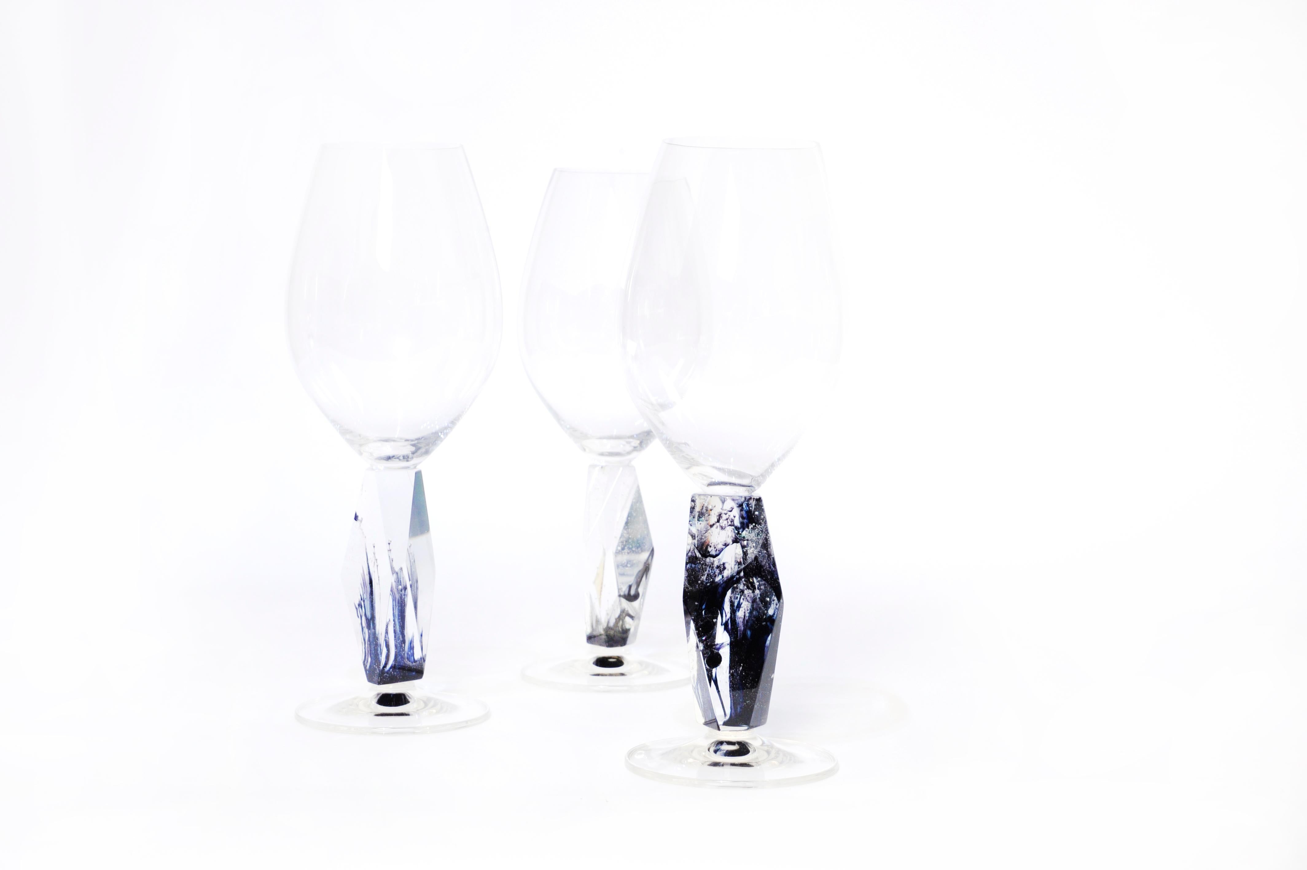 Modern Set of 4 Rokin Wine Glasses by Orfeo Quagliata For Sale