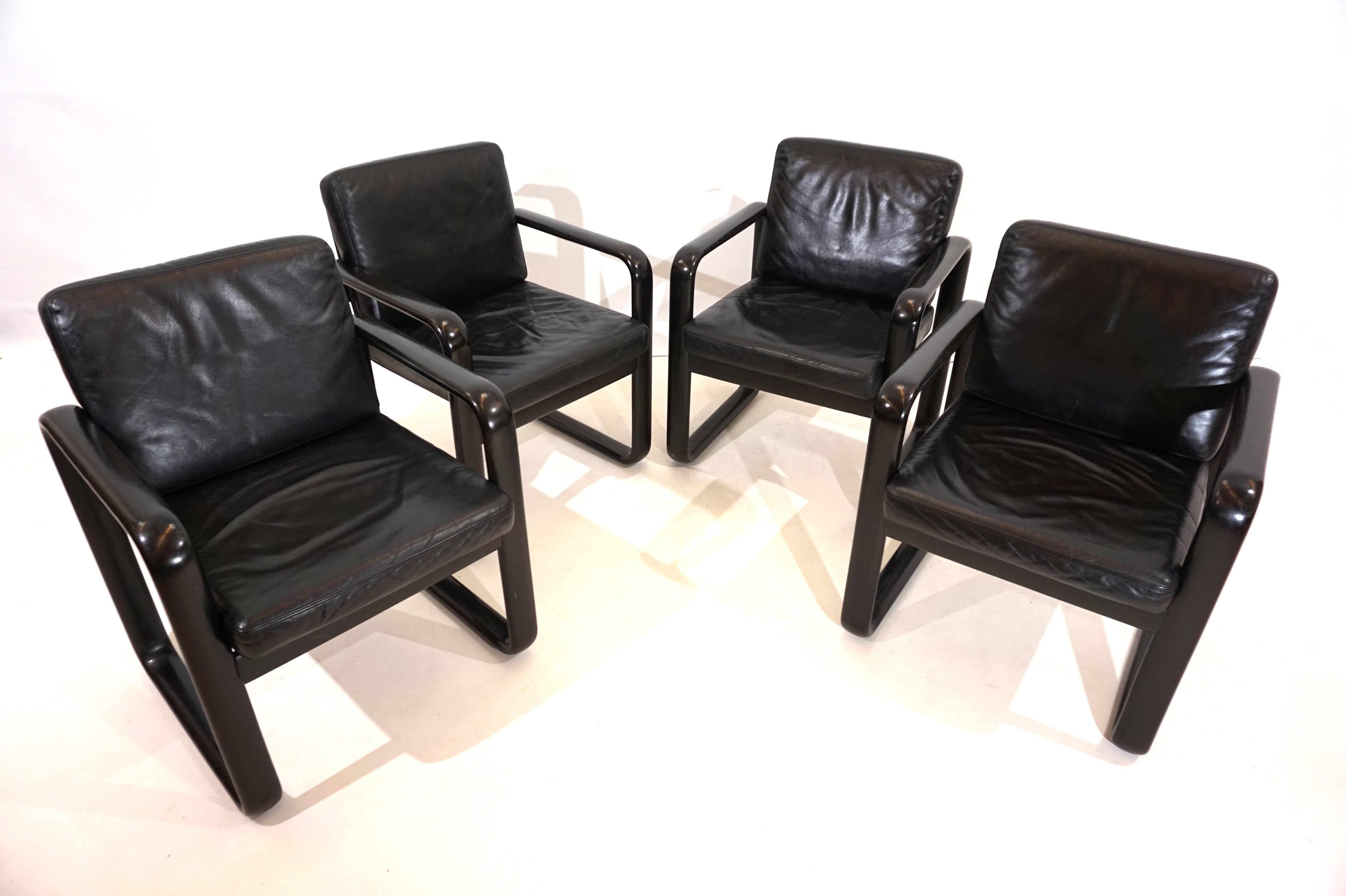 Set of 4 Rosenthal Hombre leather dining chairs by Burkhard Vogtherr For Sale 8