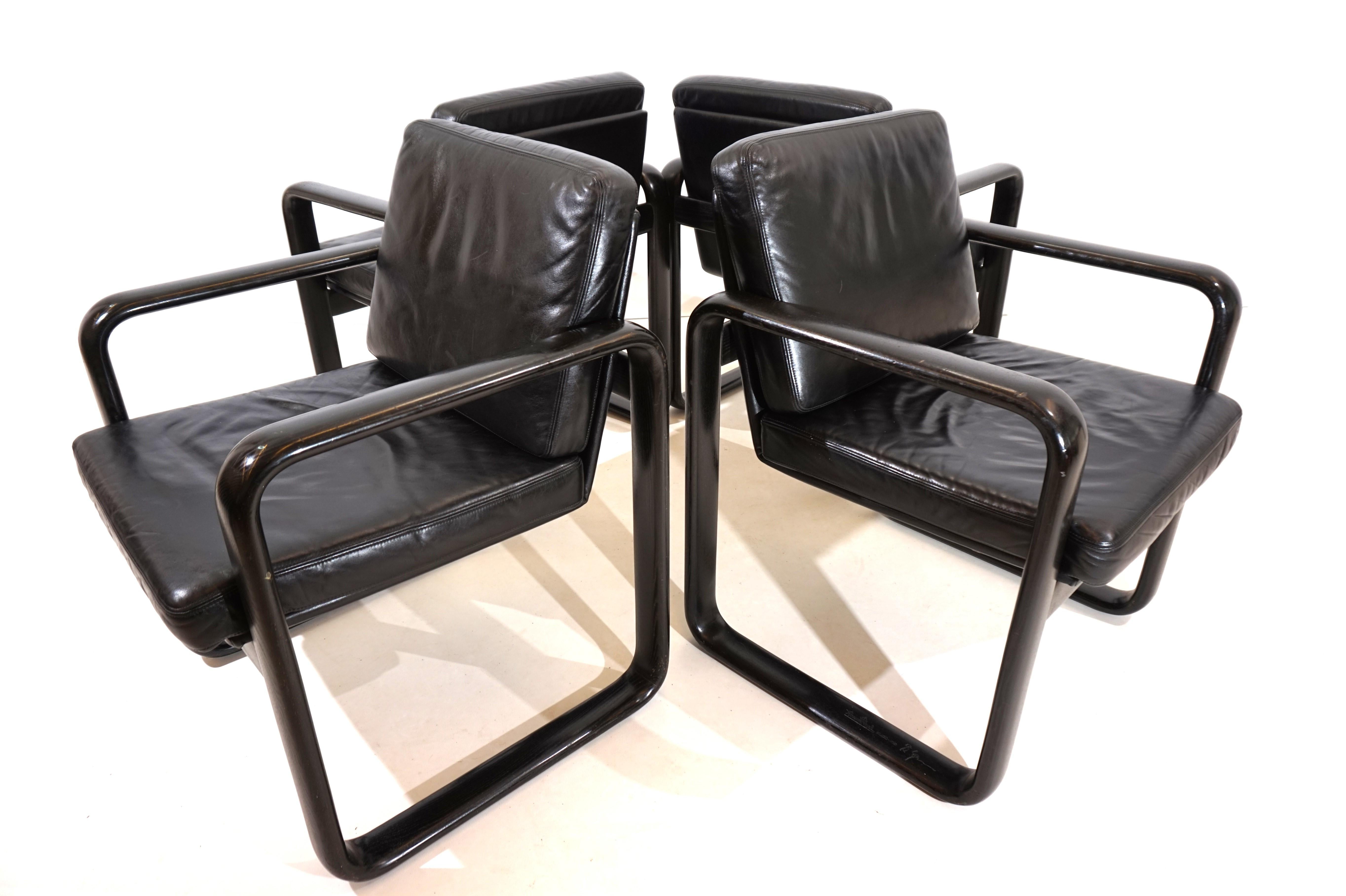 Set of 4 Rosenthal Hombre leather dining chairs by Burkhard Vogtherr 2
