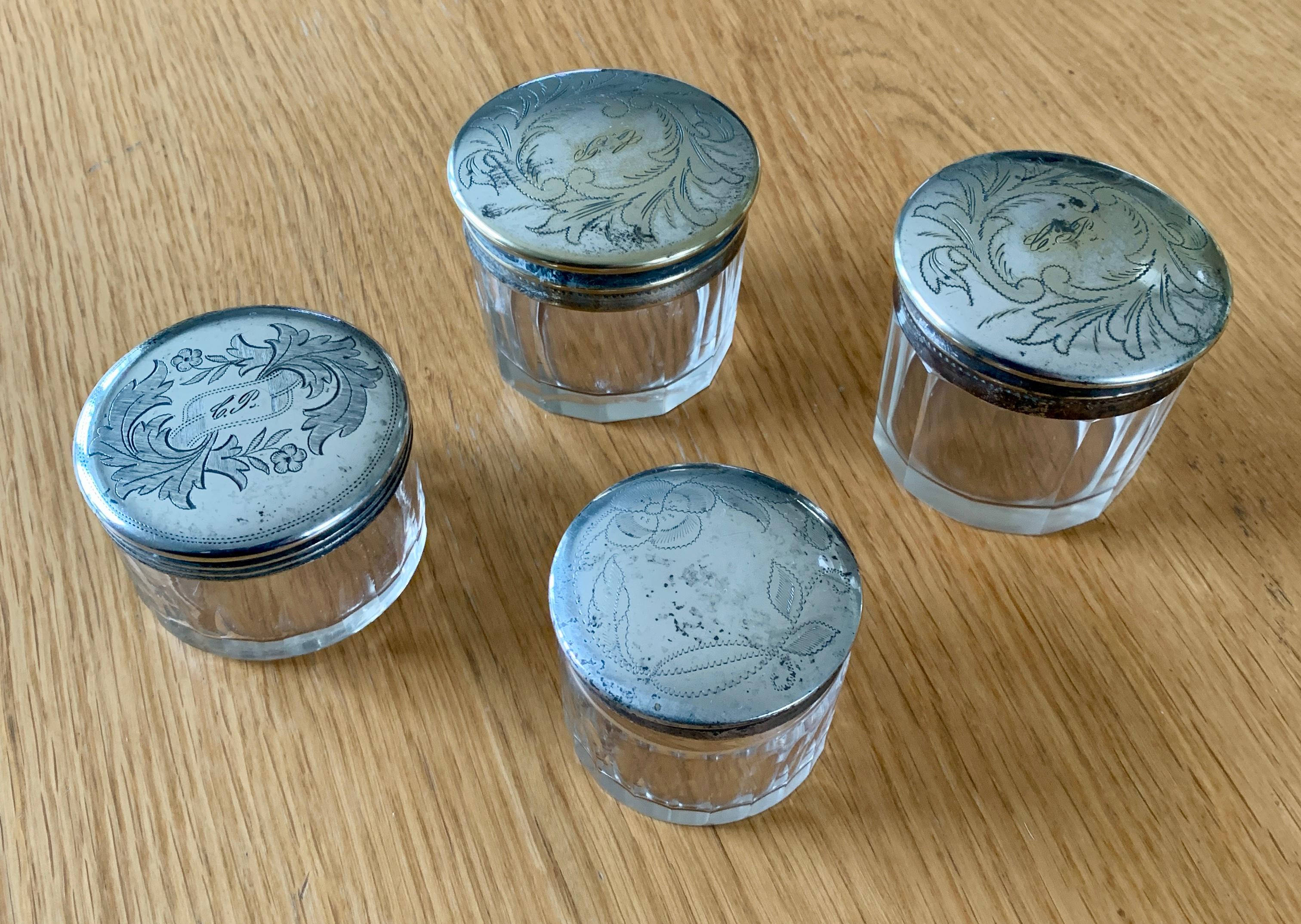 Hand-Crafted Set of 4 Round Glass Candy or Jewelry Boxes, 19th Century For Sale