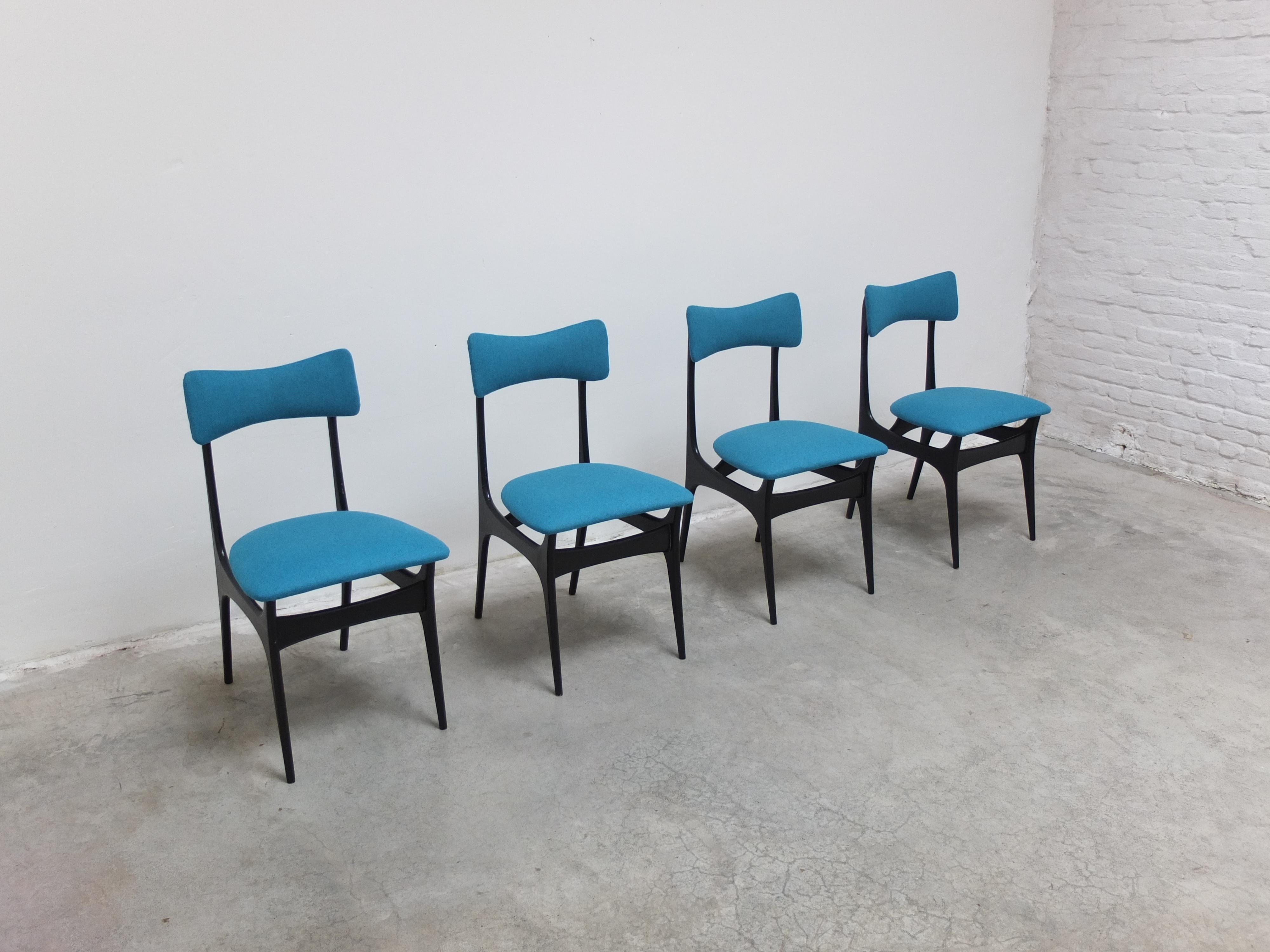 Mid-Century Modern Ensemble de 4 chaises de salle à manger 'S3' par Alfred Hendrickx pour Belform, années 1950 en vente