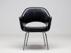 Juego de 4 sillones de dirección Saarinen para Knoll en cuero negro original
