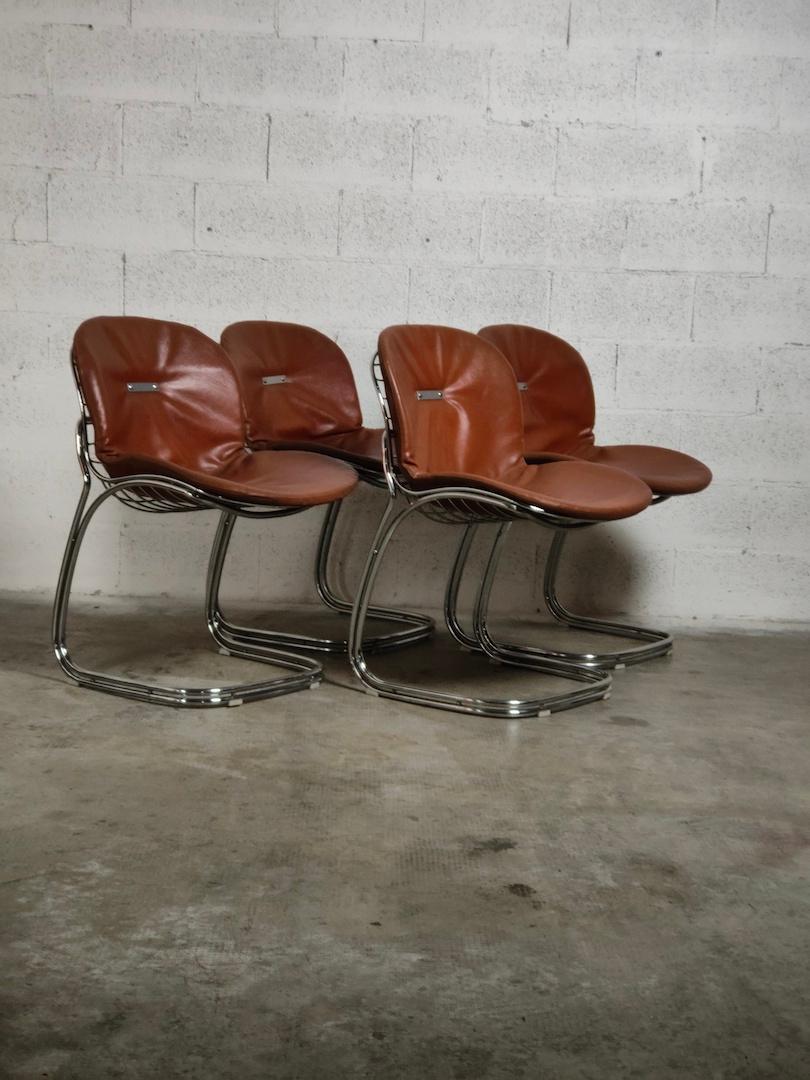 Sabrina chair designed by Gastone Rinaldi for Rima in the 70s. Characterized by the chromed steel tubular structure and the cushions covered in brown imitation leather.



Gastone Rinaldi was born in Padua in 1920. He initially worked for the