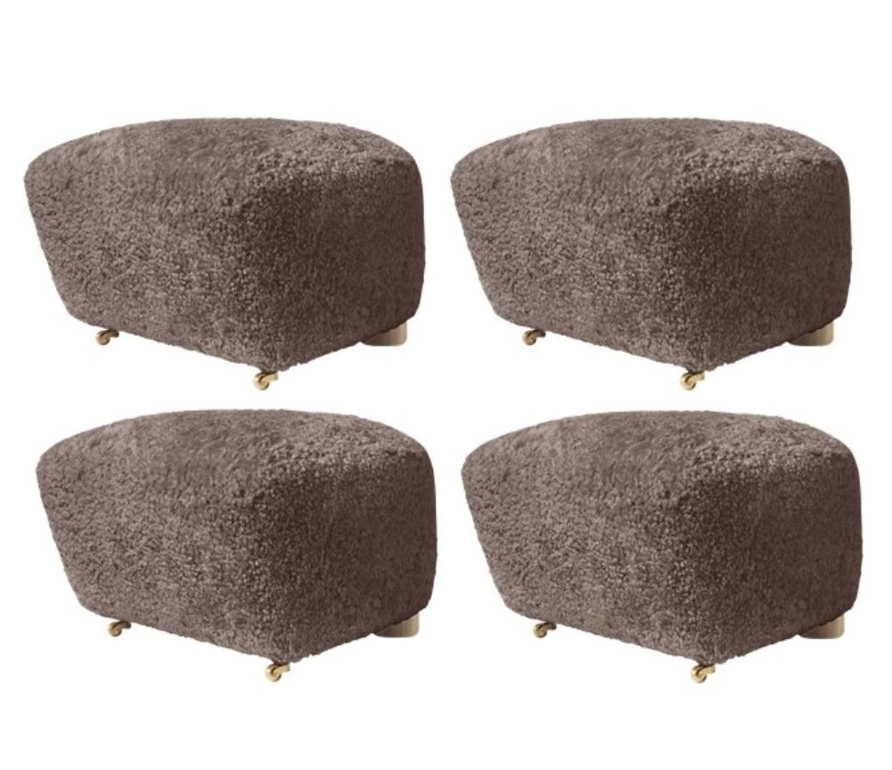 Ensemble de 4 poufs Sahara en chêne naturel et en peau de mouton 