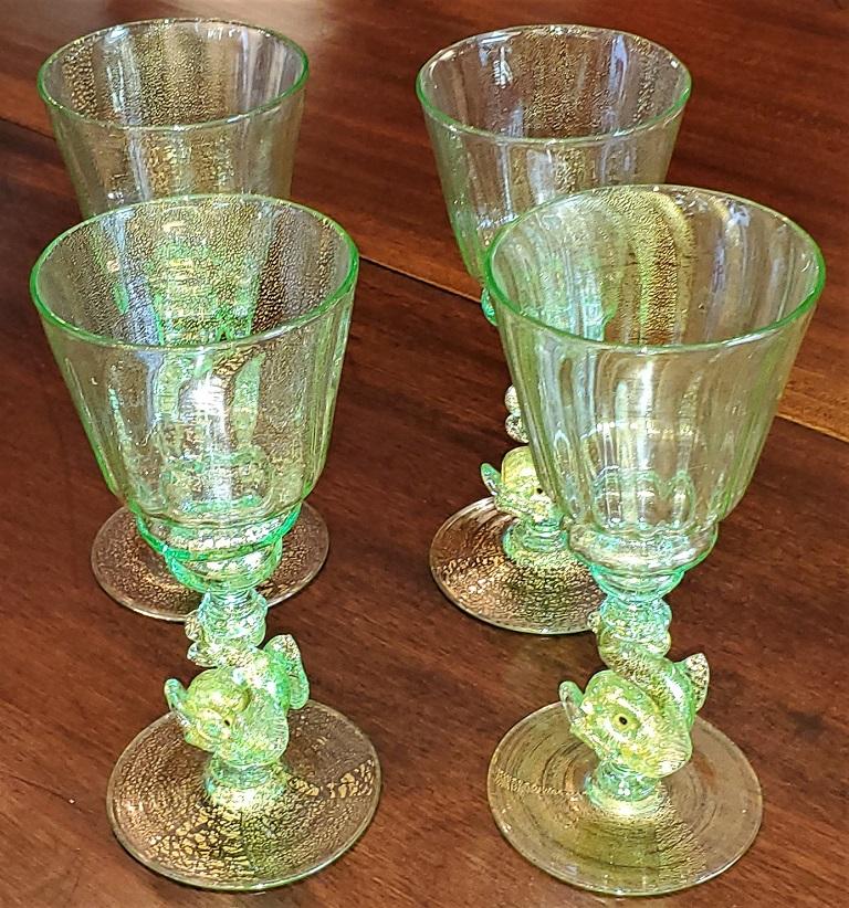 Italian Set of 4 Salviati Venetian Glass Medium Wine Goblets