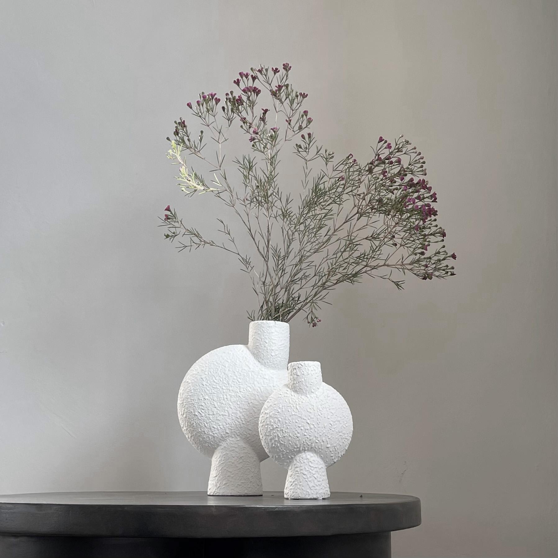 Set von 4 Sand Medio Kugelvasen-Vasen Bubl von 101 Copenhagen (Dänisch) im Angebot