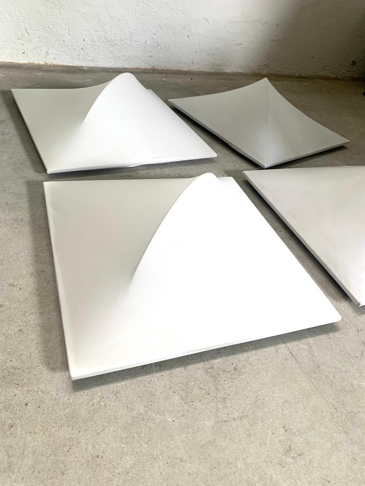 Set of 4 “Saori” wall or ceiling lamps by Kazuhide Takahama for Sirrah, 1970s en venta 3