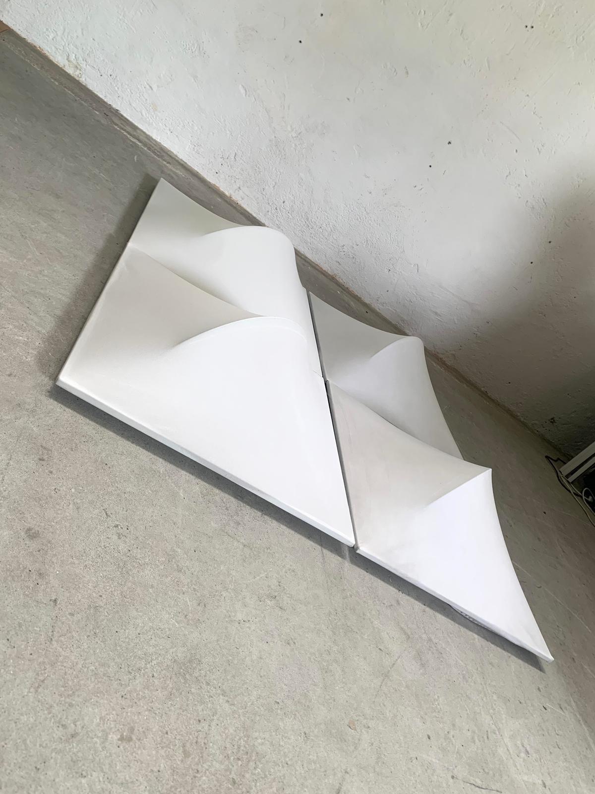 Set of 4 “Saori” wall or ceiling lamps by Kazuhide Takahama for Sirrah, 1970s en venta 2