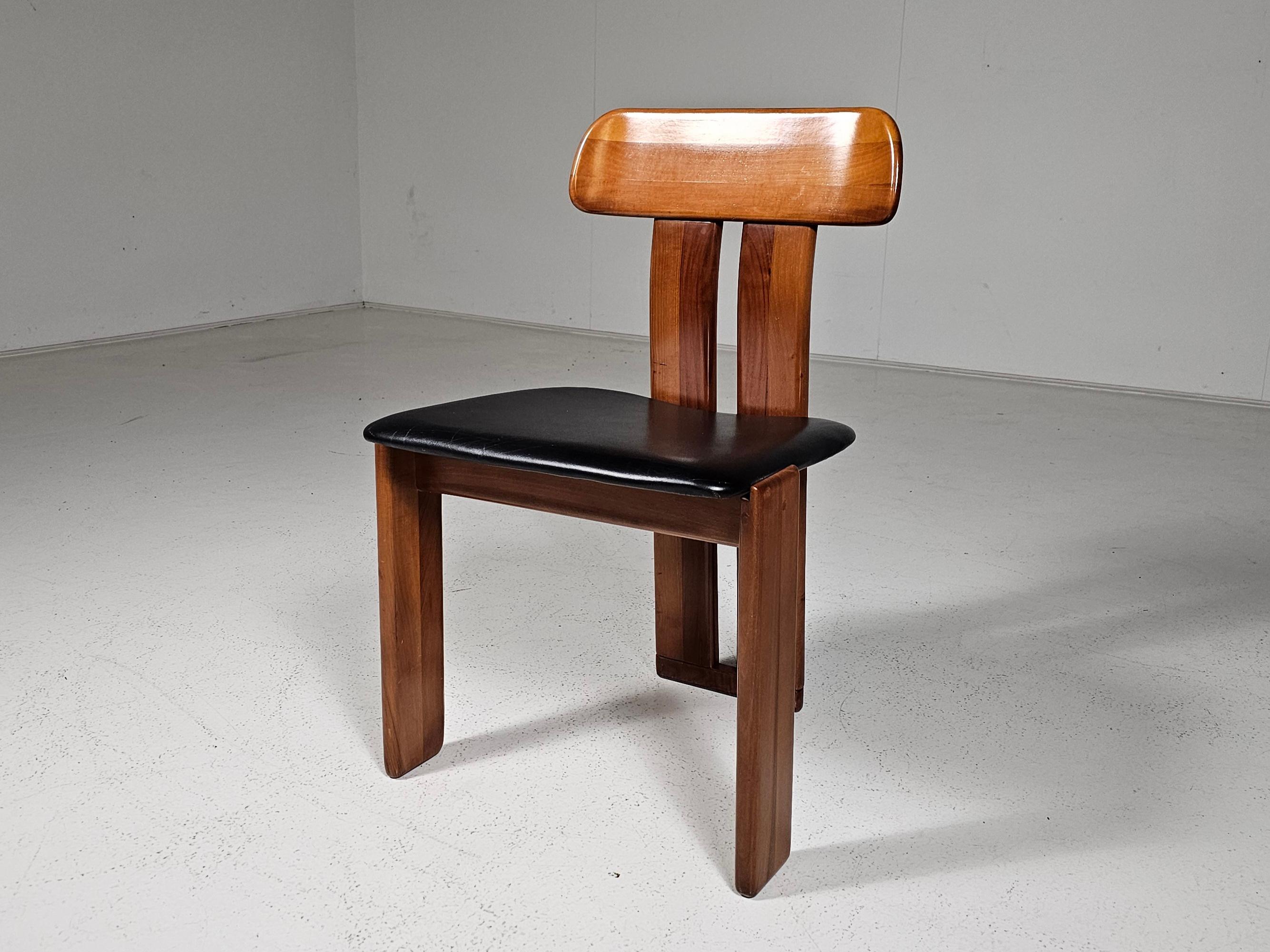 Leather Set of 4 'Sapporo' Dining Chairs by Mario Marenco for Mobil Girgi, Italy, 1970s For Sale