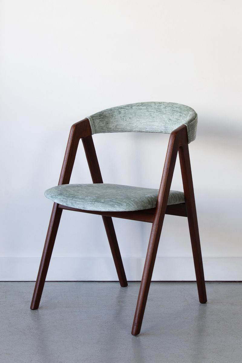 Danish Set of 4 Sax Møbler Dining Chairs For Sale