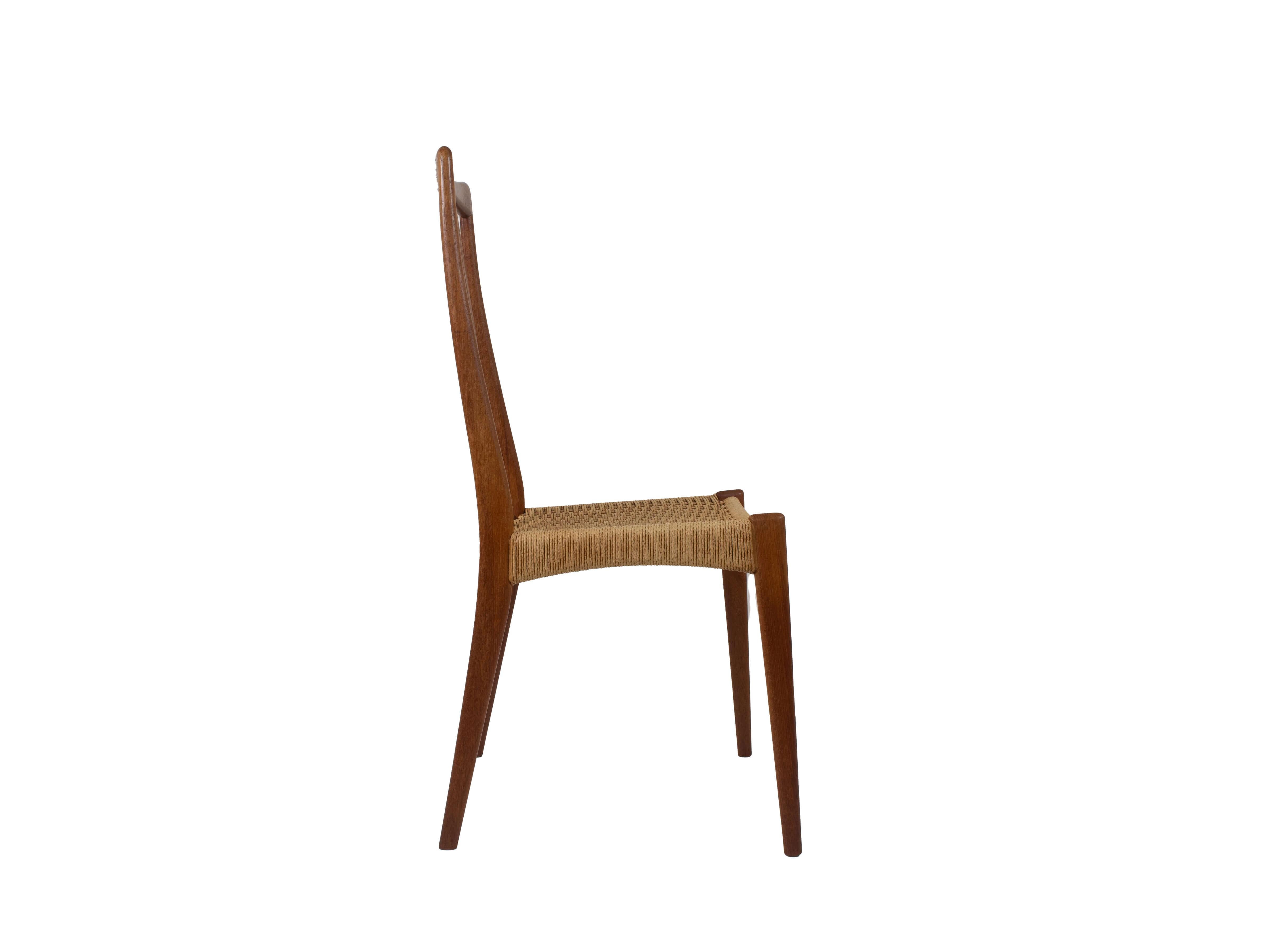 Danish Set of 4 Scandinavian Design Vintage Dining Chairs in Papercord and Teak